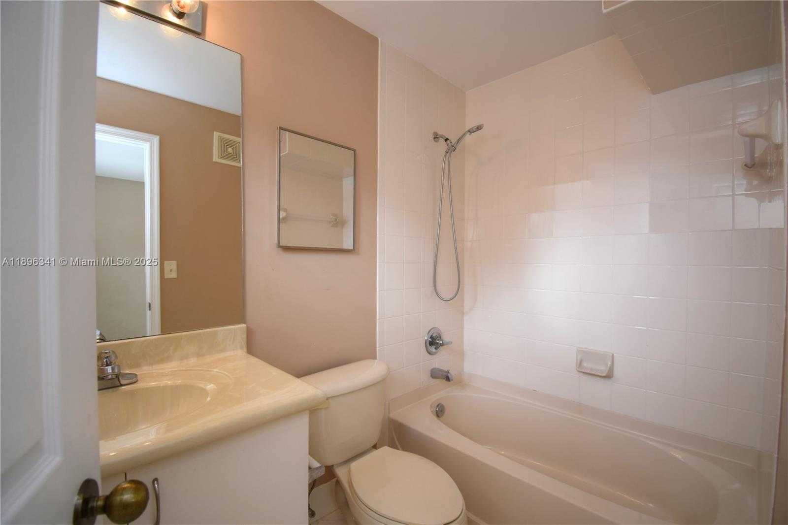 Small Image of 3873 TREE TOP DR, Weston Number 12