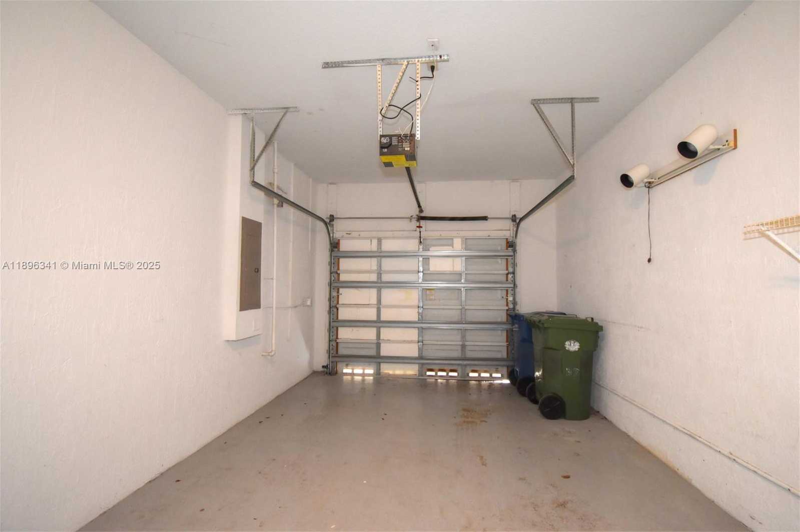 Small Image of 3873 TREE TOP DR, Weston Number 13
