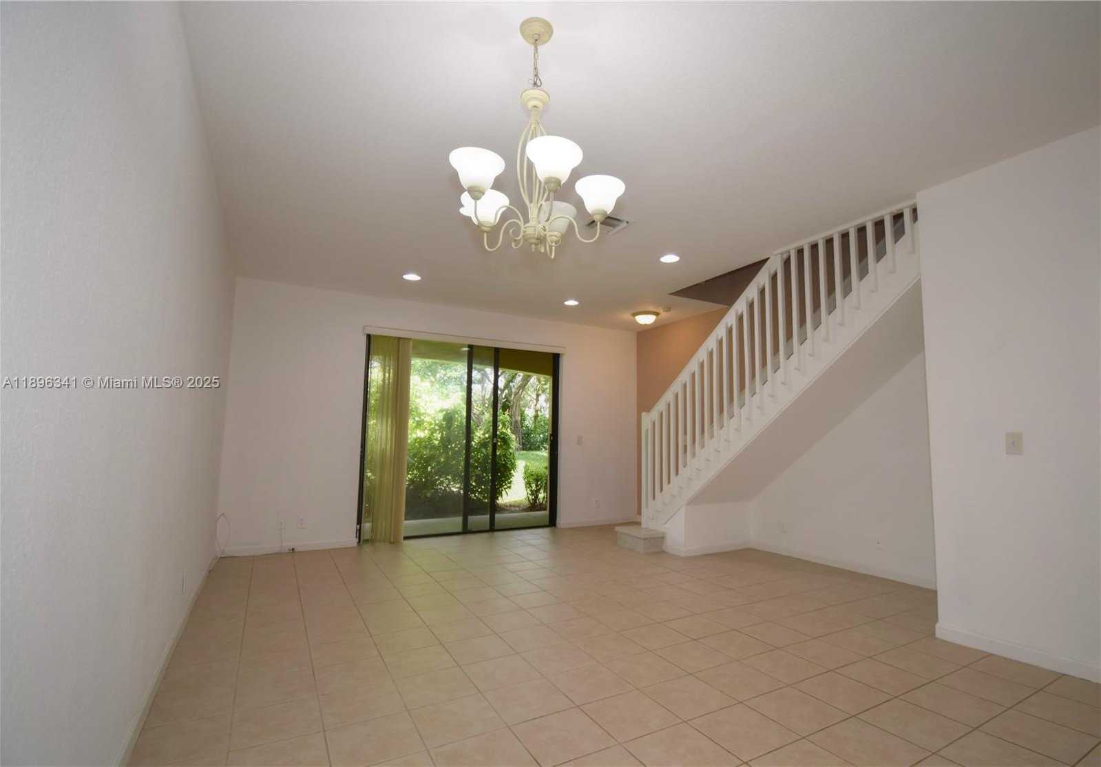 Small Image of 3873 TREE TOP DR, Weston Number 3