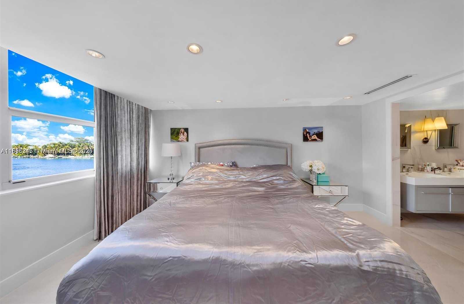 Small Image of 5838 COLLINS AVE #2F, Miami Beach Number 10