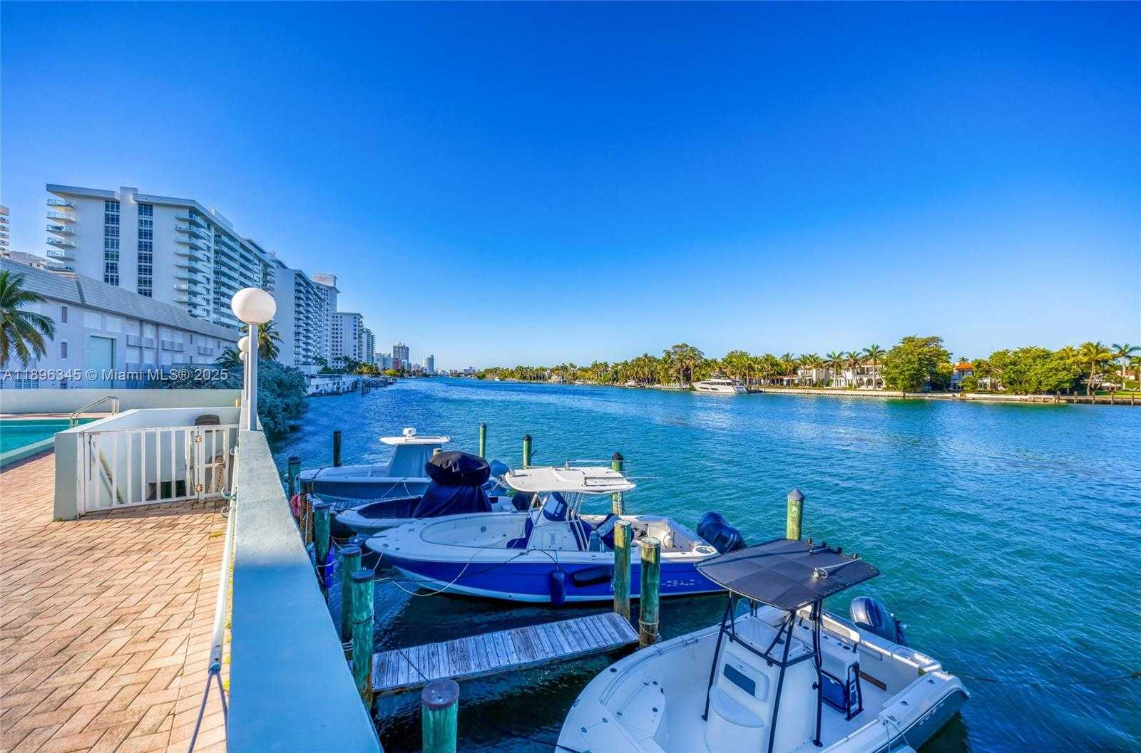 Small Image of 5838 COLLINS AVE #2F, Miami Beach Number 19