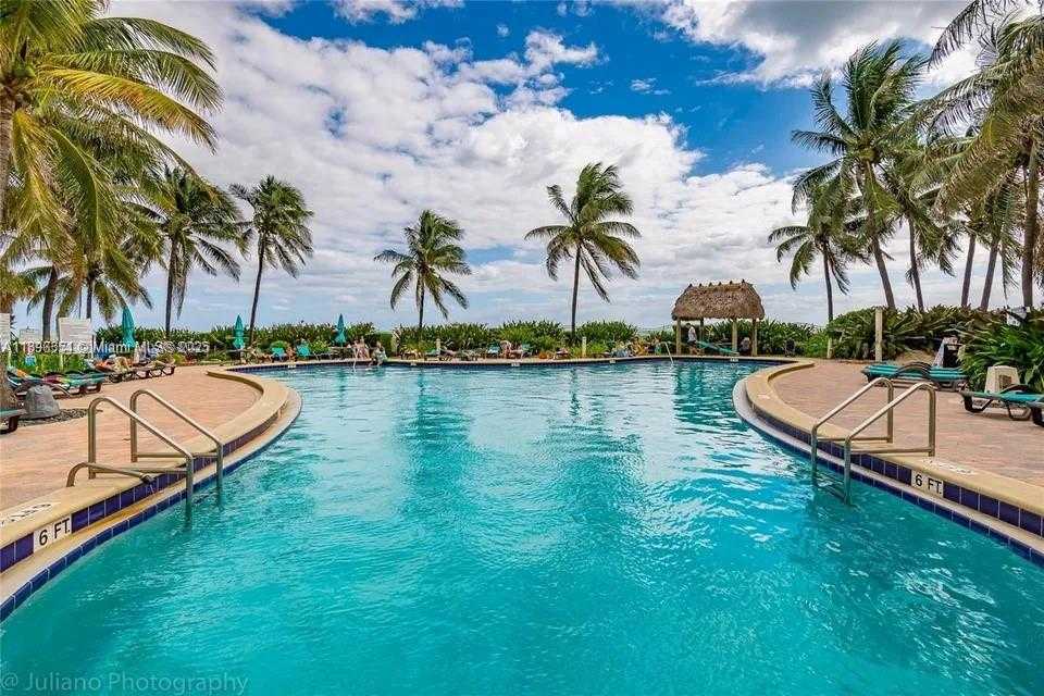 Small Image of 3901 SOUTH OCEAN DR #2H, Hollywood Number 10