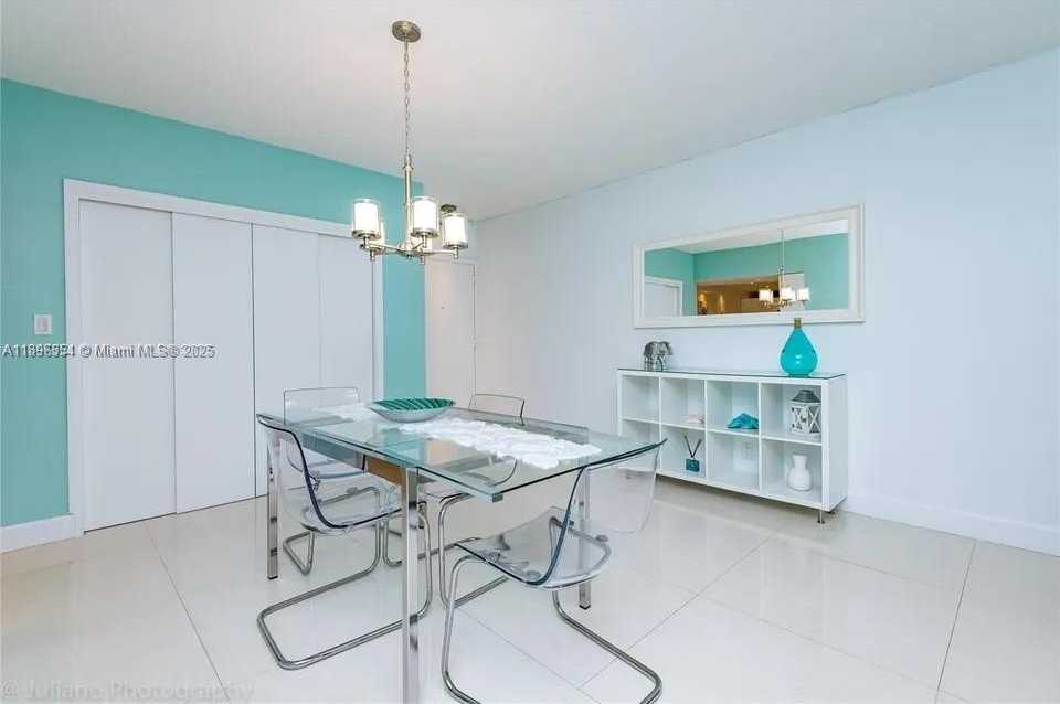 Small Image of 3901 SOUTH OCEAN DR #2H, Hollywood Number 18