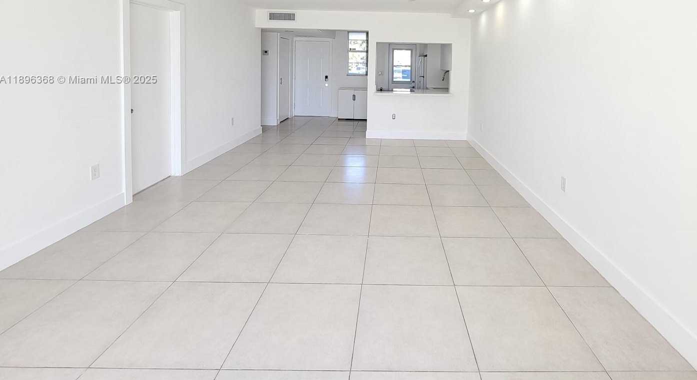 Small Image of 3010 MARCOS DR #R110, Aventura Number 14