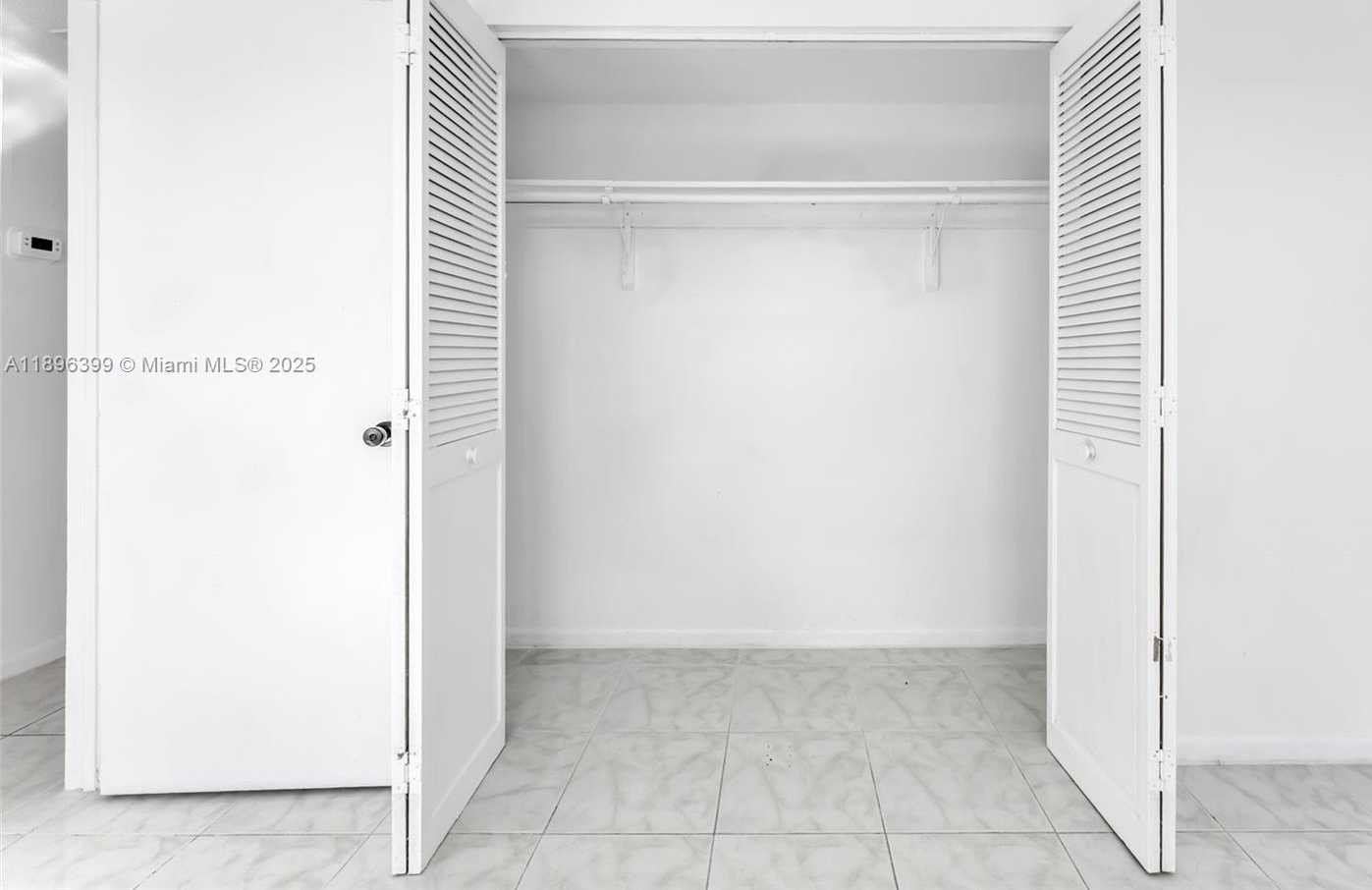 Small Image of 2145 PIERCE ST #305, Hollywood Number 21