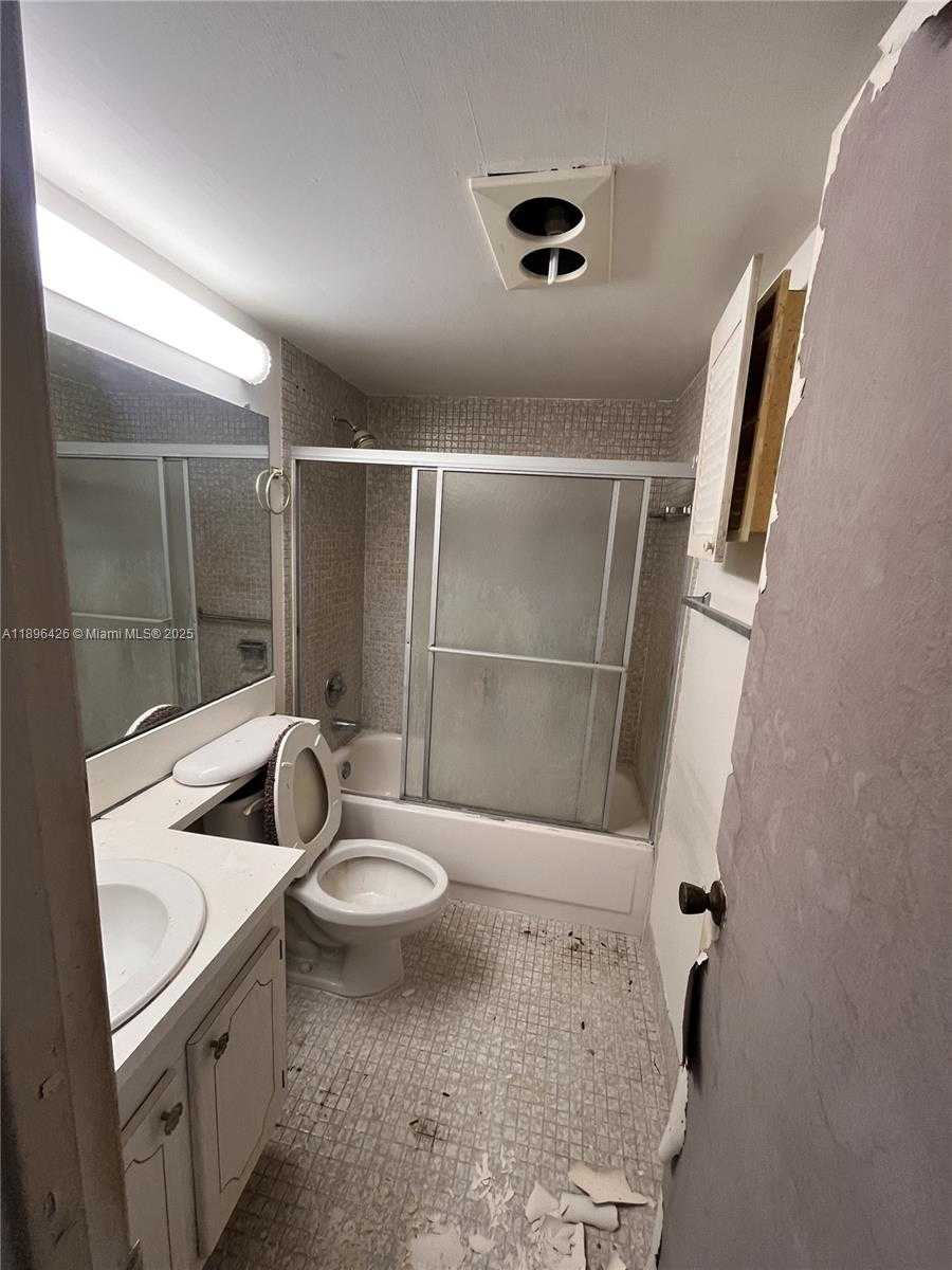 Small Image of 507 DURHAM R #507, Deerfield Beach Number 3