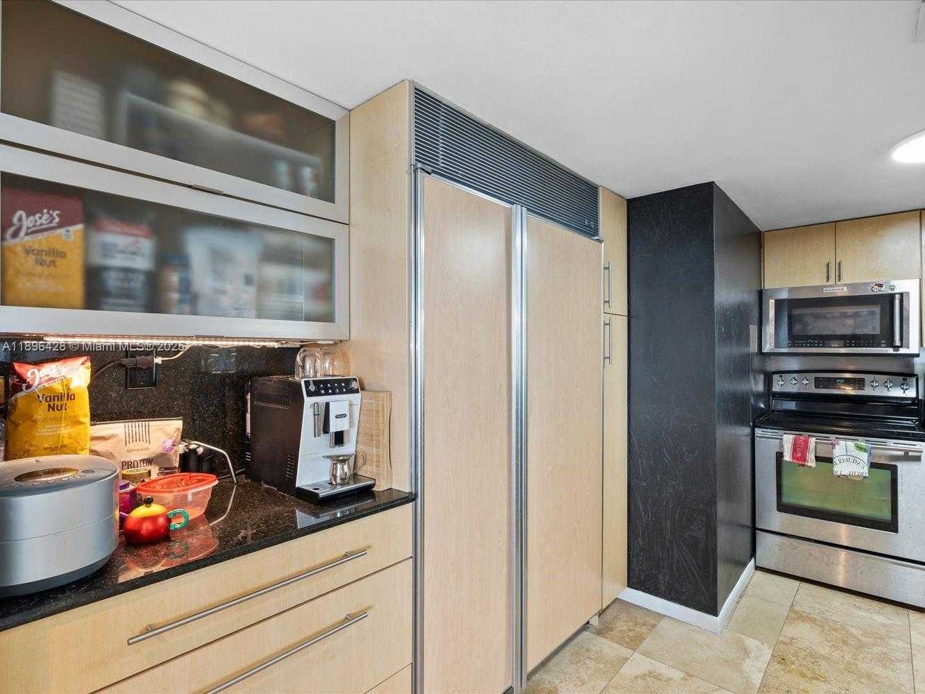 Small Image of 650 WEST AVE #1208, Miami Beach Number 10