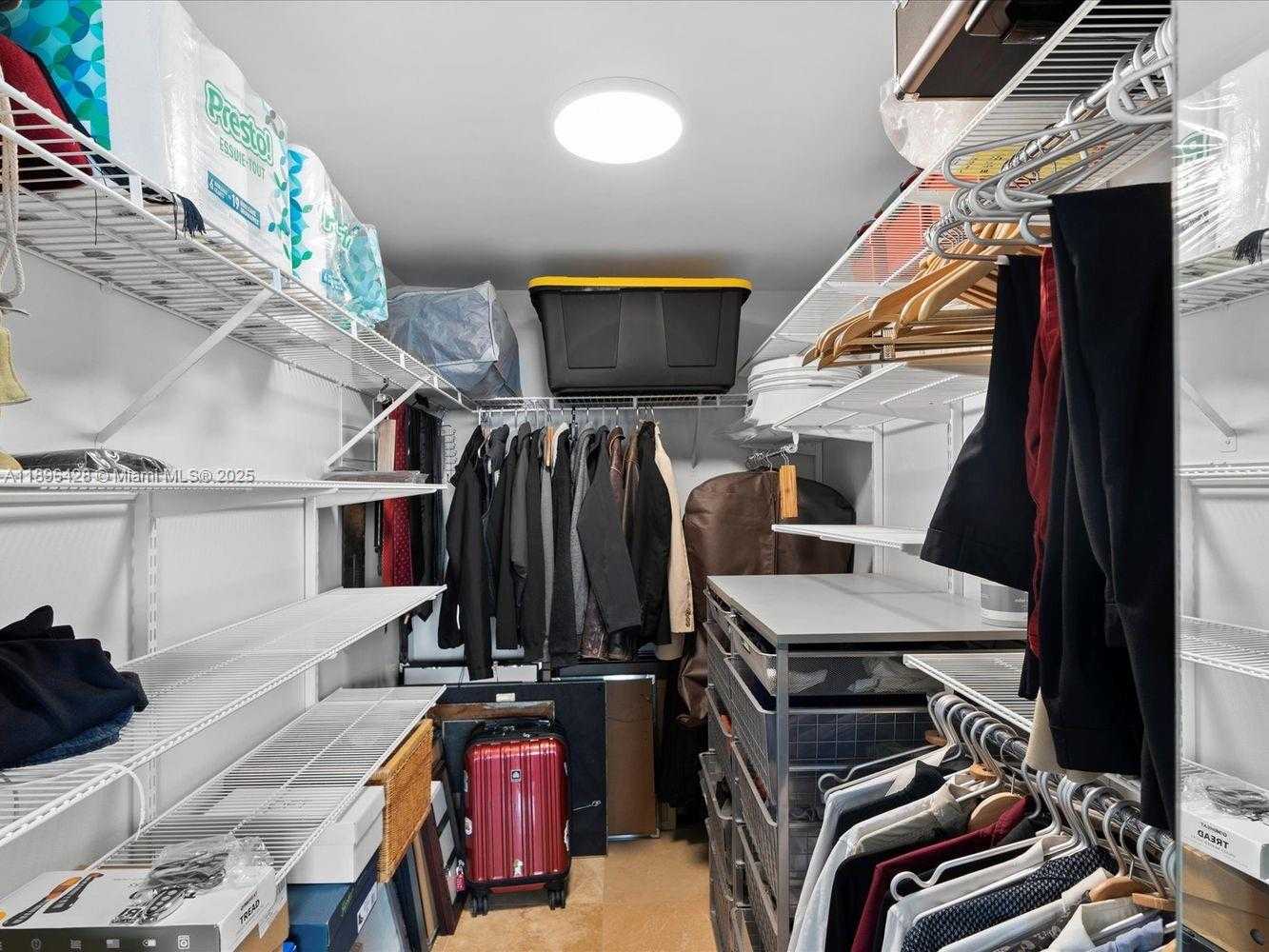 Small Image of 650 WEST AVE #1208, Miami Beach Number 14