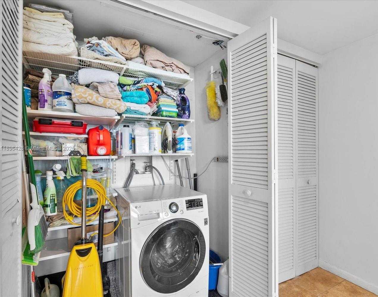 Small Image of 650 WEST AVE #1208, Miami Beach Number 20