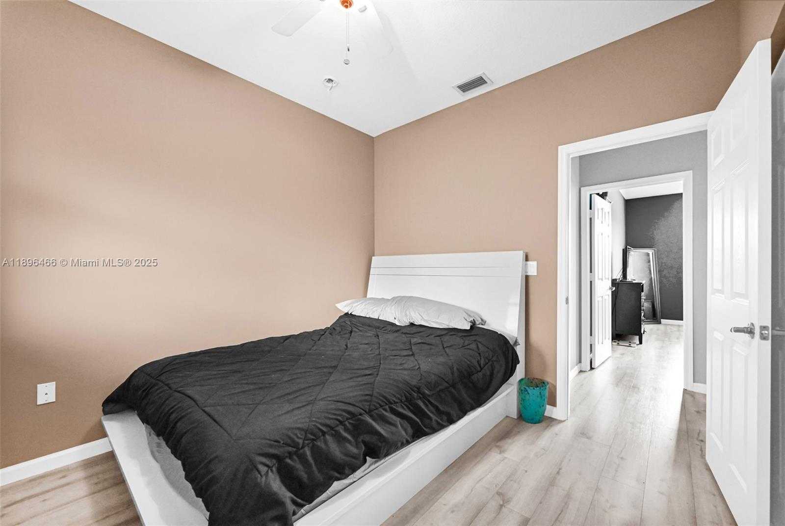 Small Image of 5844 SIENA LN, Hollywood Number 18
