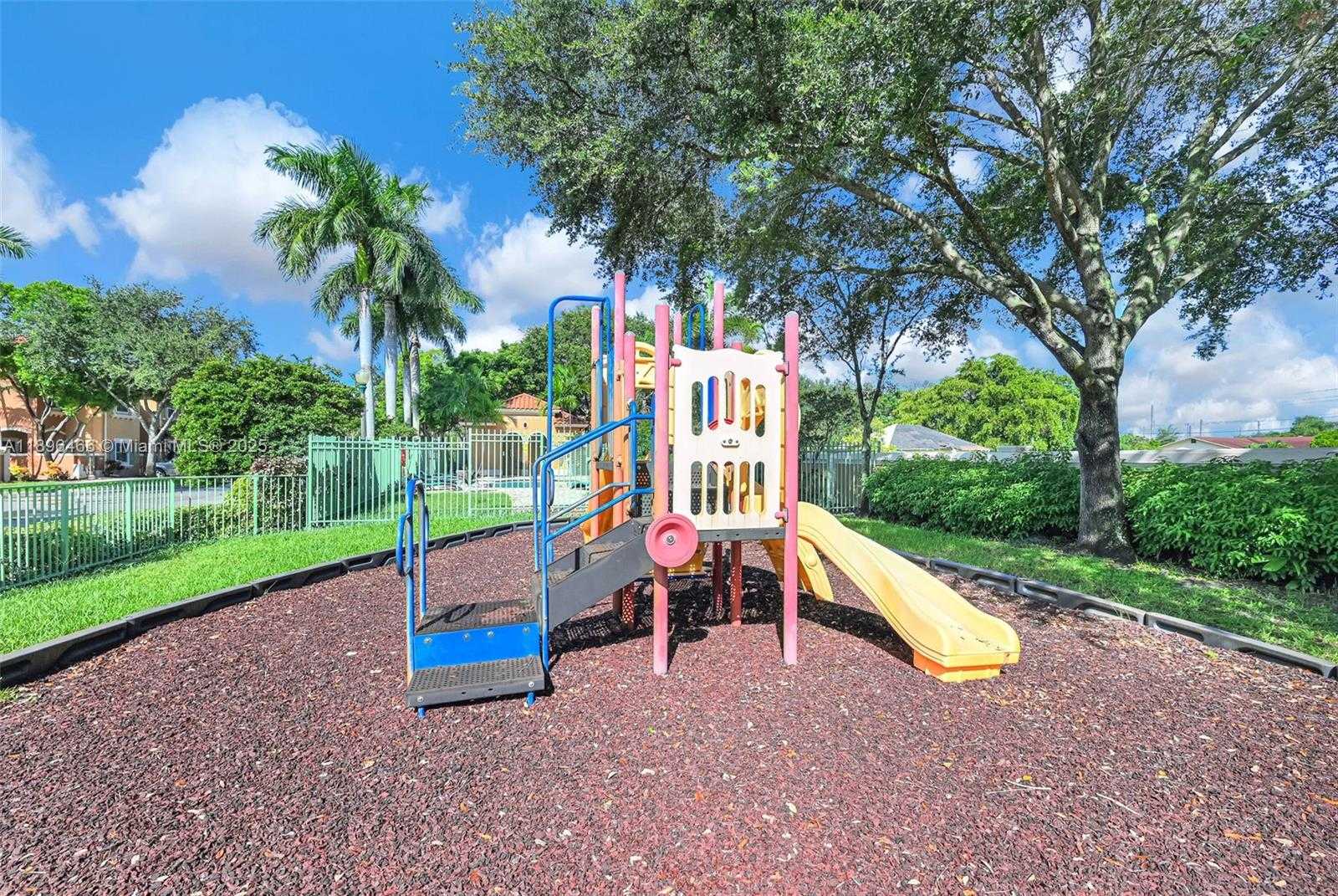 Small Image of 5844 SIENA LN, Hollywood Number 32