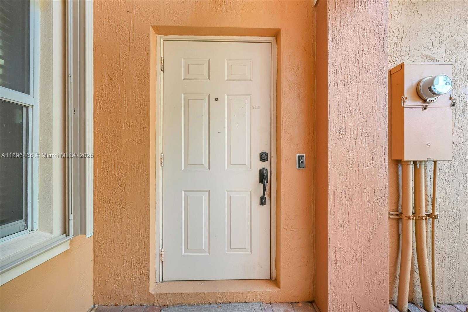 Small Image of 5844 SIENA LN, Hollywood Number 45