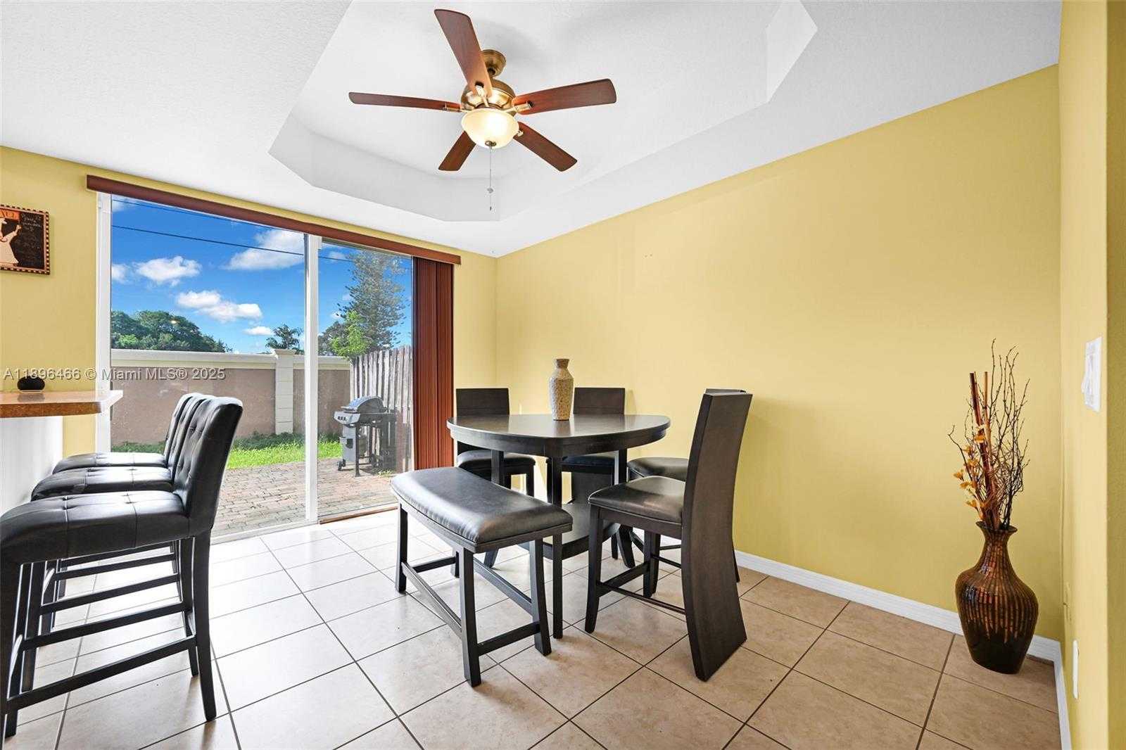 Small Image of 5844 SIENA LN, Hollywood Number 50