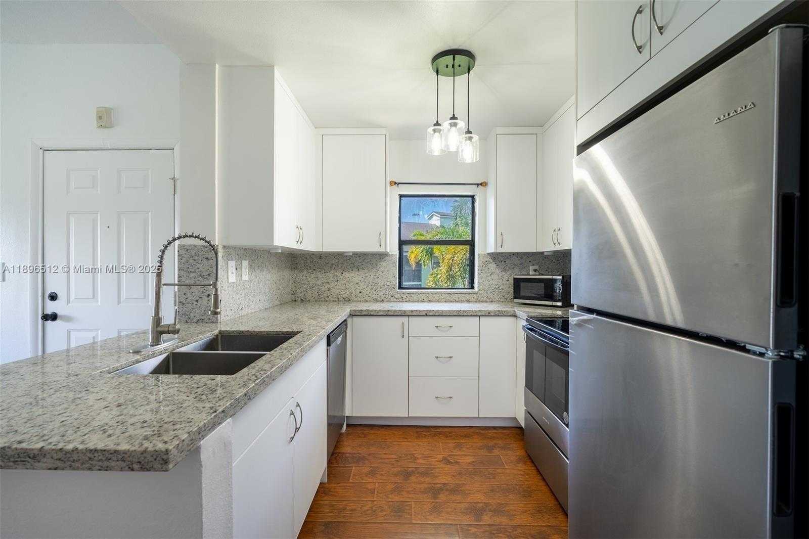 Small Image of 3961 NORTH WEST 87TH AVE #3961, Sunrise Number 4