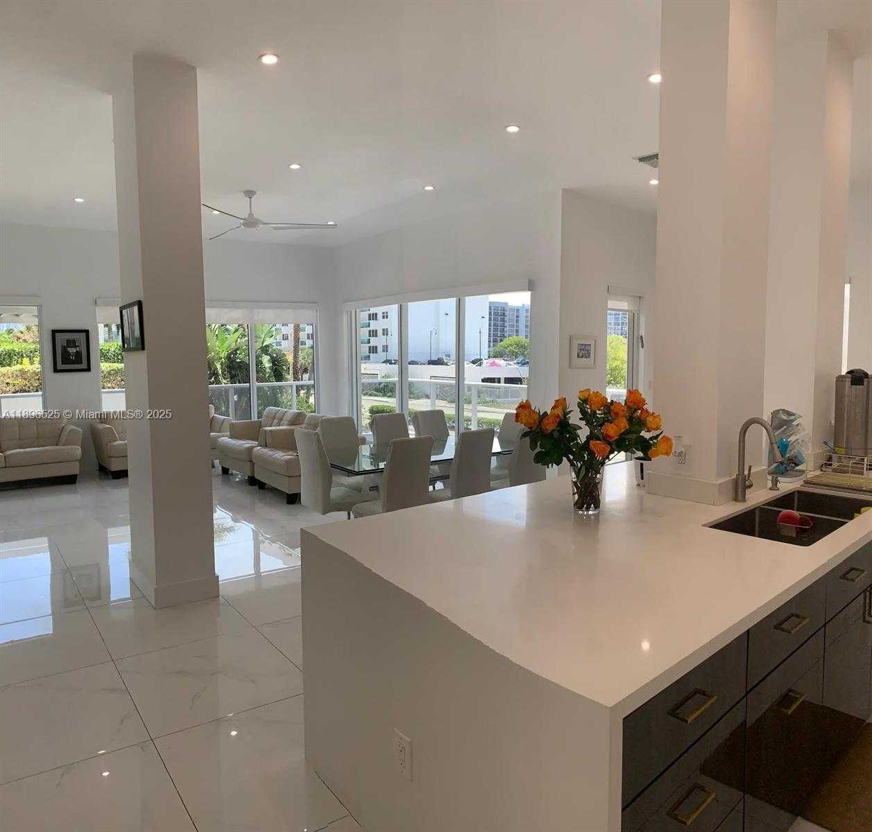 Small Image of 2751 SOUTH OCEAN DR #208N, Hollywood Number 11