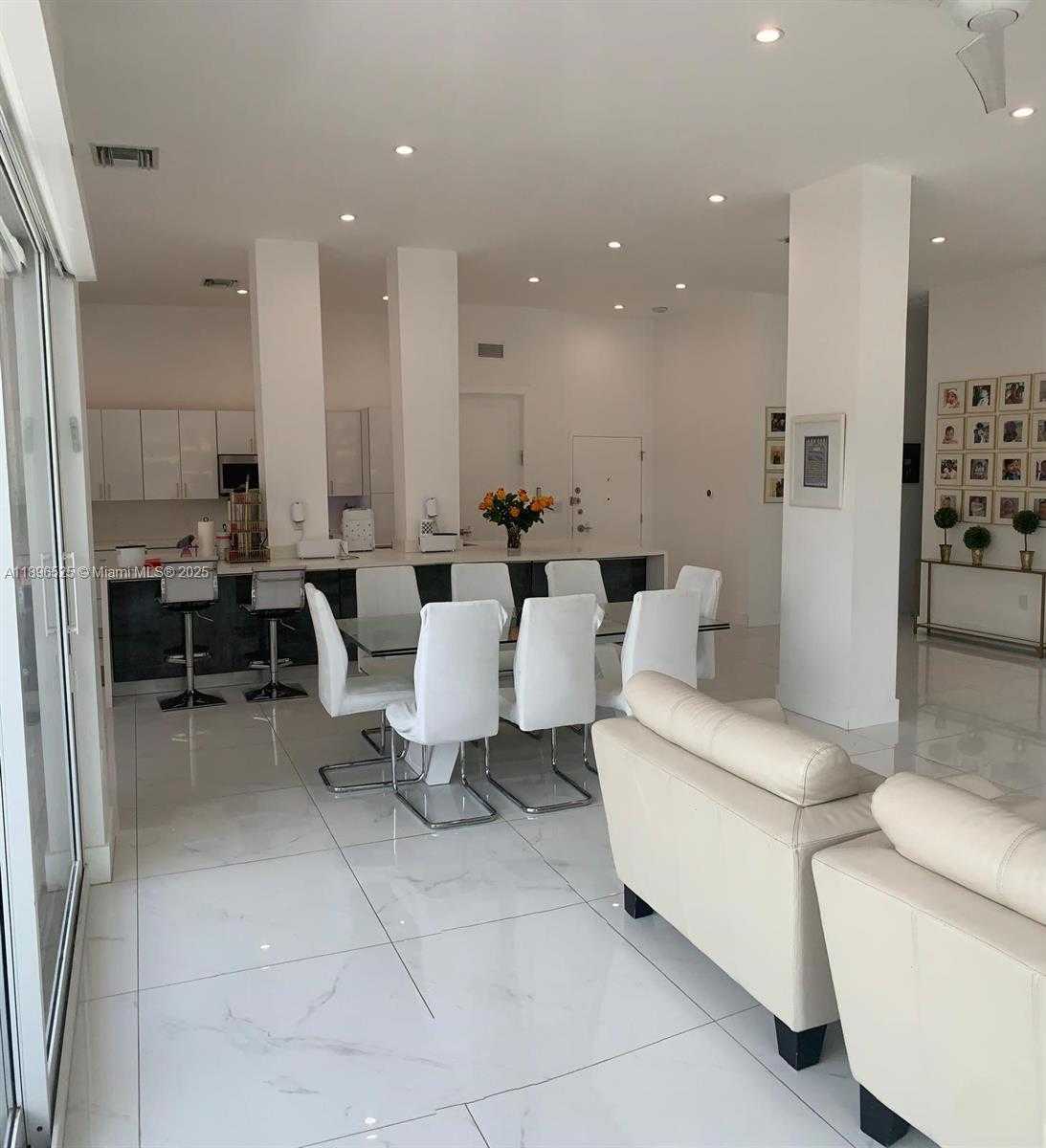 Small Image of 2751 SOUTH OCEAN DR #208N, Hollywood Number 14