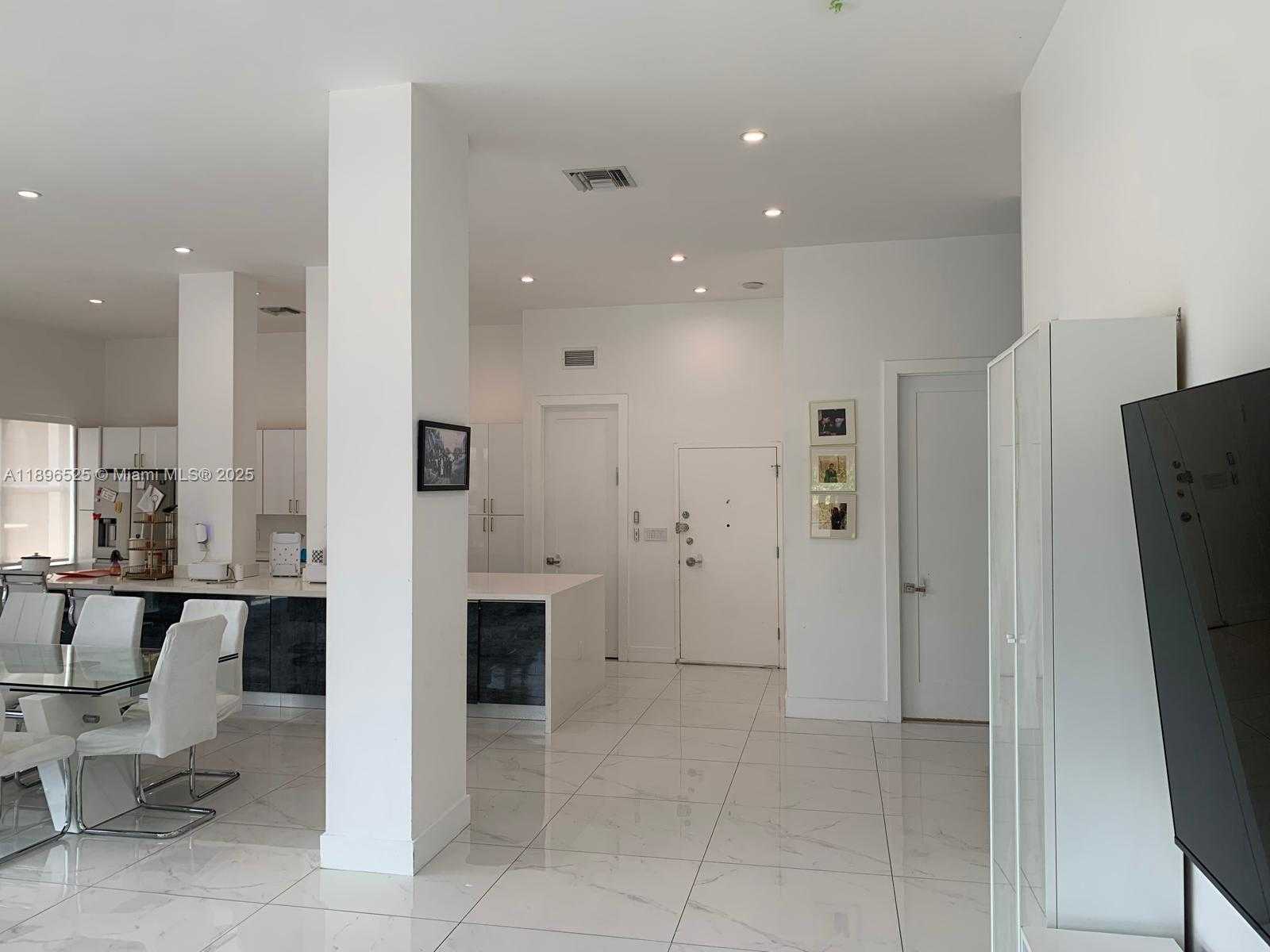Small Image of 2751 SOUTH OCEAN DR #208N, Hollywood Number 16