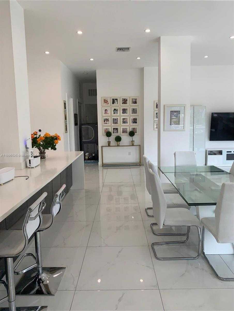 Small Image of 2751 SOUTH OCEAN DR #208N, Hollywood Number 22