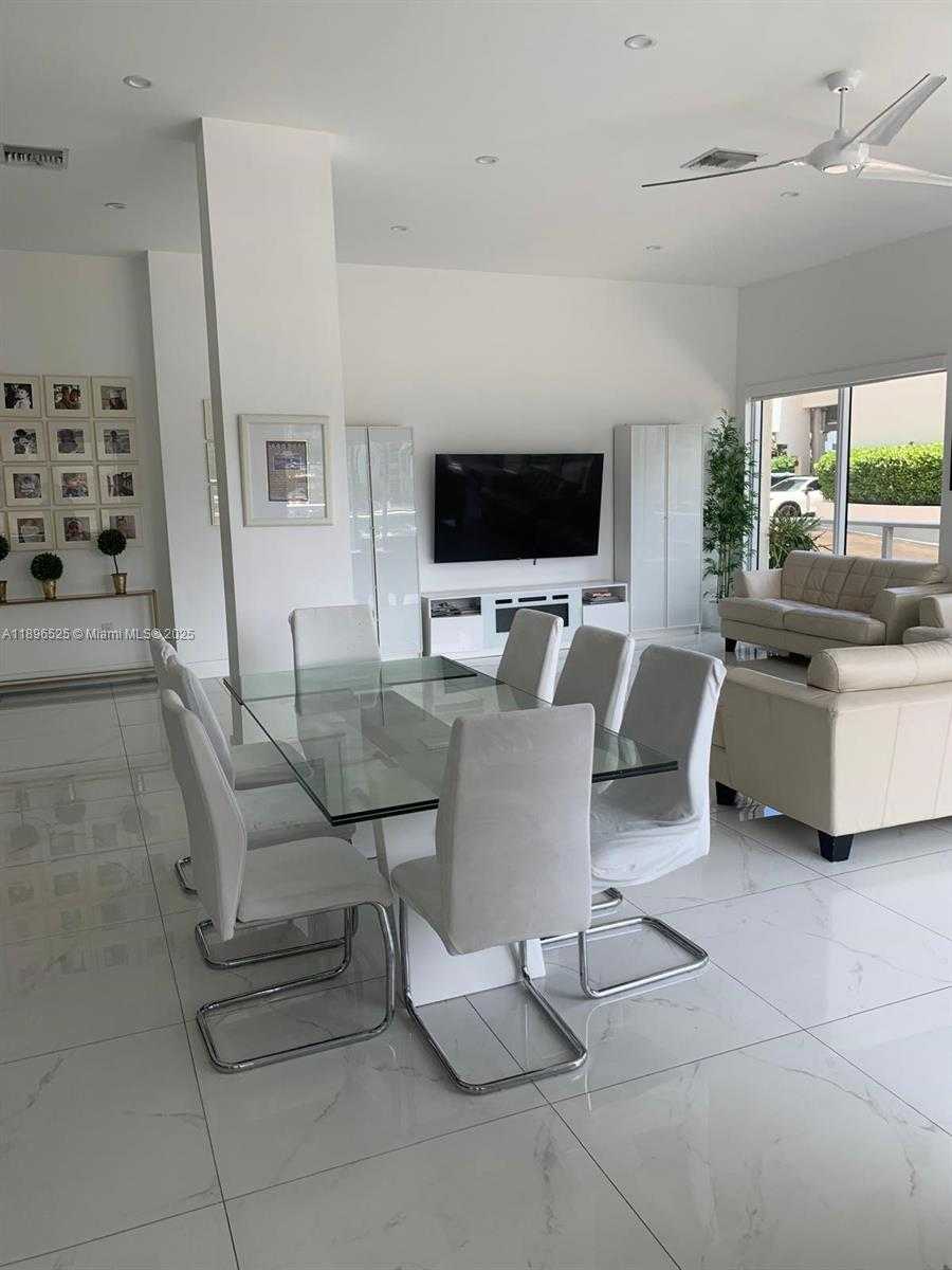 Small Image of 2751 SOUTH OCEAN DR #208N, Hollywood Number 40