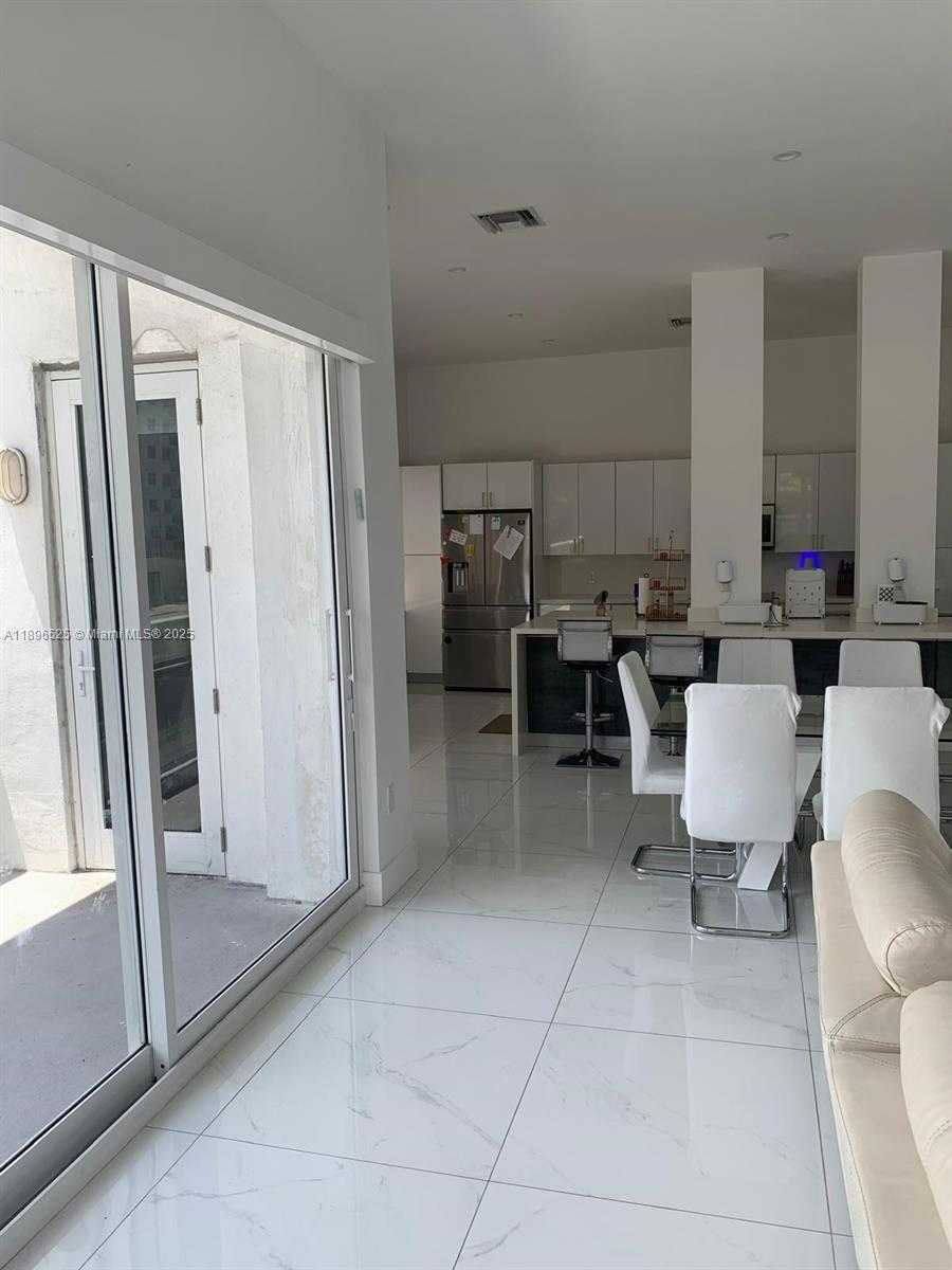 Small Image of 2751 SOUTH OCEAN DR #208N, Hollywood Number 47