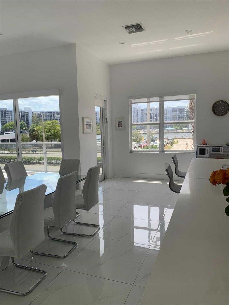 Small Image of 2751 SOUTH OCEAN DR #208N, Hollywood Number 57