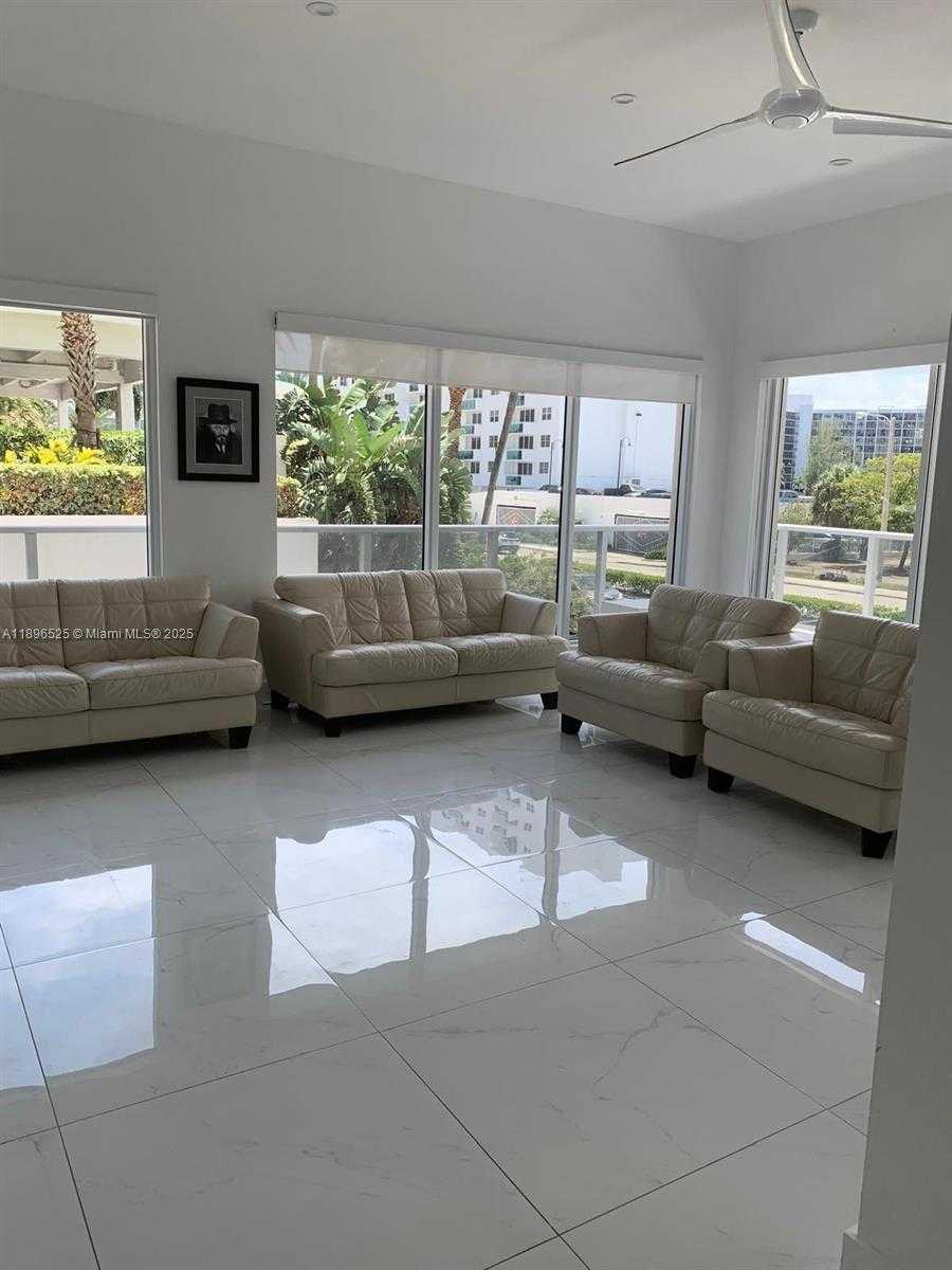 Small Image of 2751 SOUTH OCEAN DR #208N, Hollywood Number 71