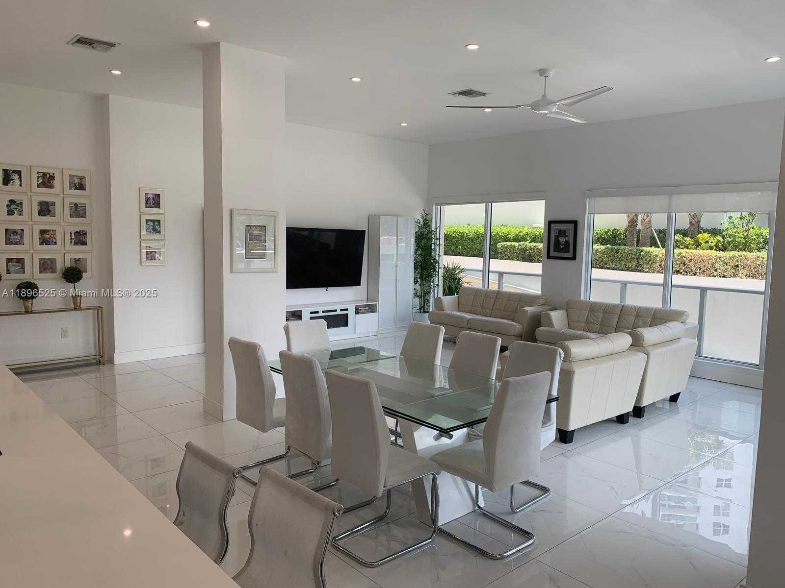 Small Image of 2751 SOUTH OCEAN DR #208N, Hollywood Number 75
