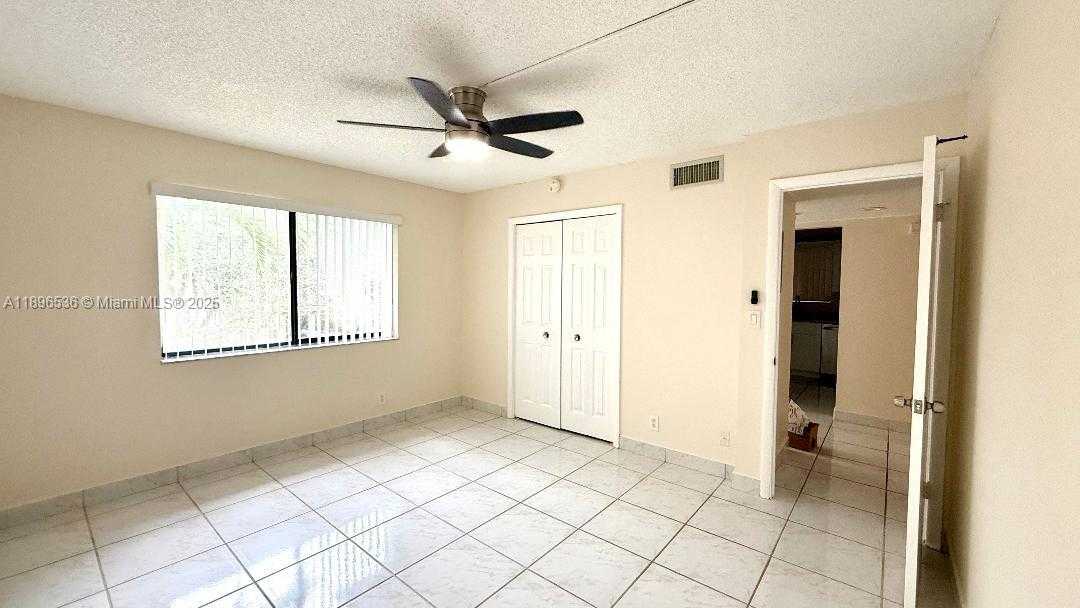 Small Image of 16168 LAUREL DR #201, Weston Number 12
