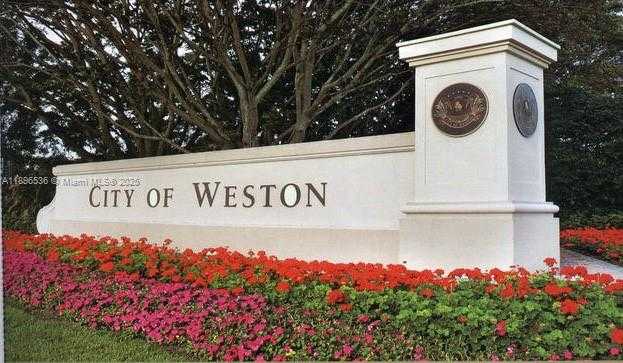 Small Image of 16168 LAUREL DR #201, Weston Number 17