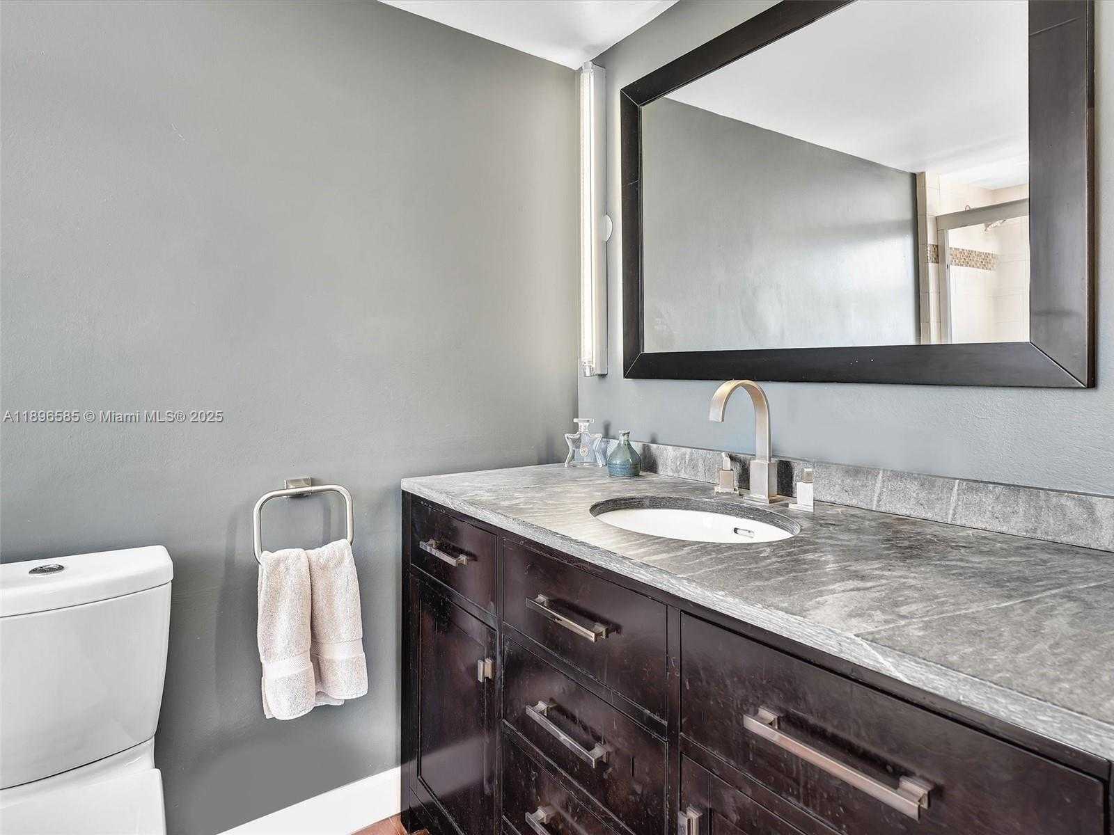 Small Image of 1775 WASHINGTON AVE #8B, Miami Beach Number 11