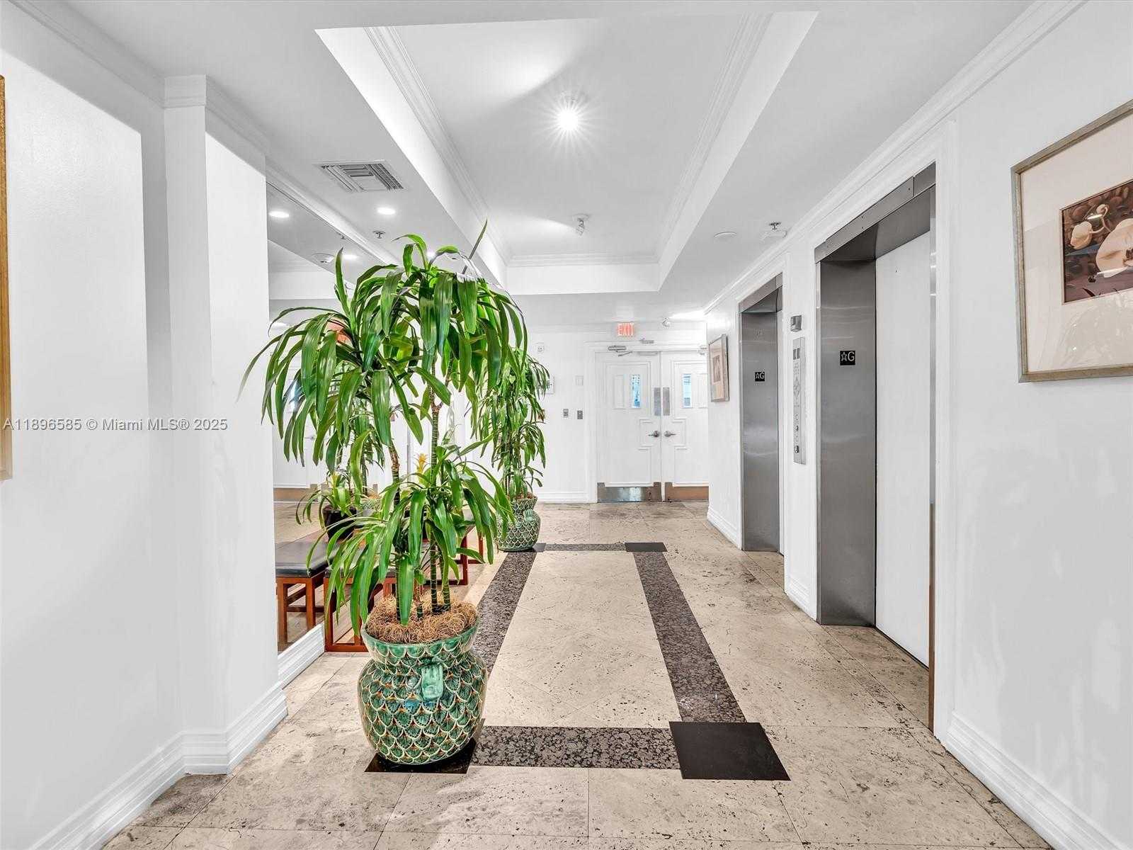 Small Image of 1775 WASHINGTON AVE #8B, Miami Beach Number 17