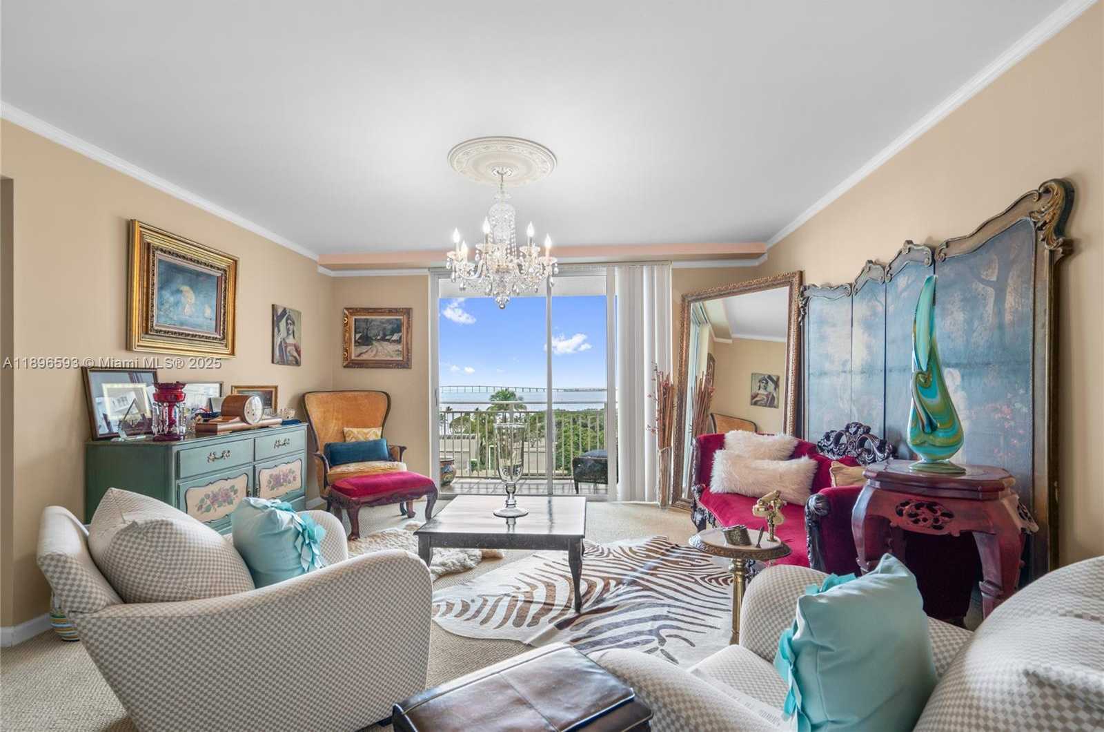 Small Image of 770 CLAUGHTON ISLAND DR #806, Miami Number 1