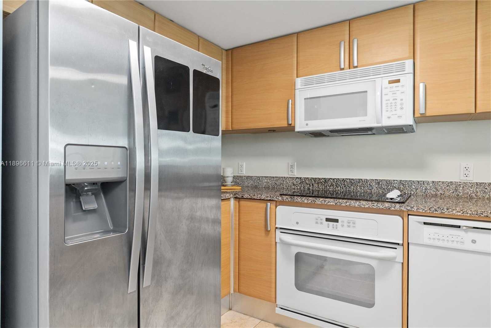 Small Image of 2101 BRICKELL AVE #2409, Miami Number 12