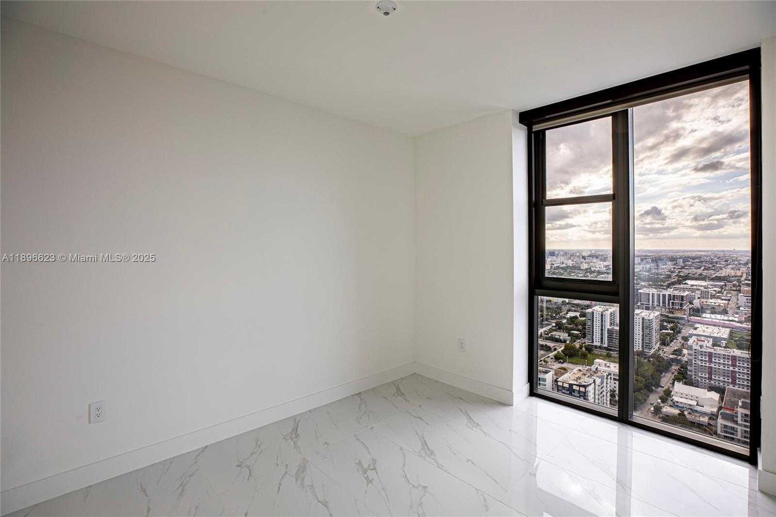 Small Image of 700 NORTH EAST 24TH ST #4401, Miami Number 13