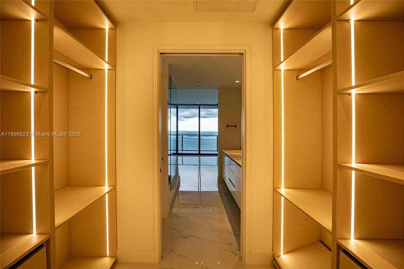 Small Image of 700 NORTH EAST 24TH ST #4401, Miami Number 26
