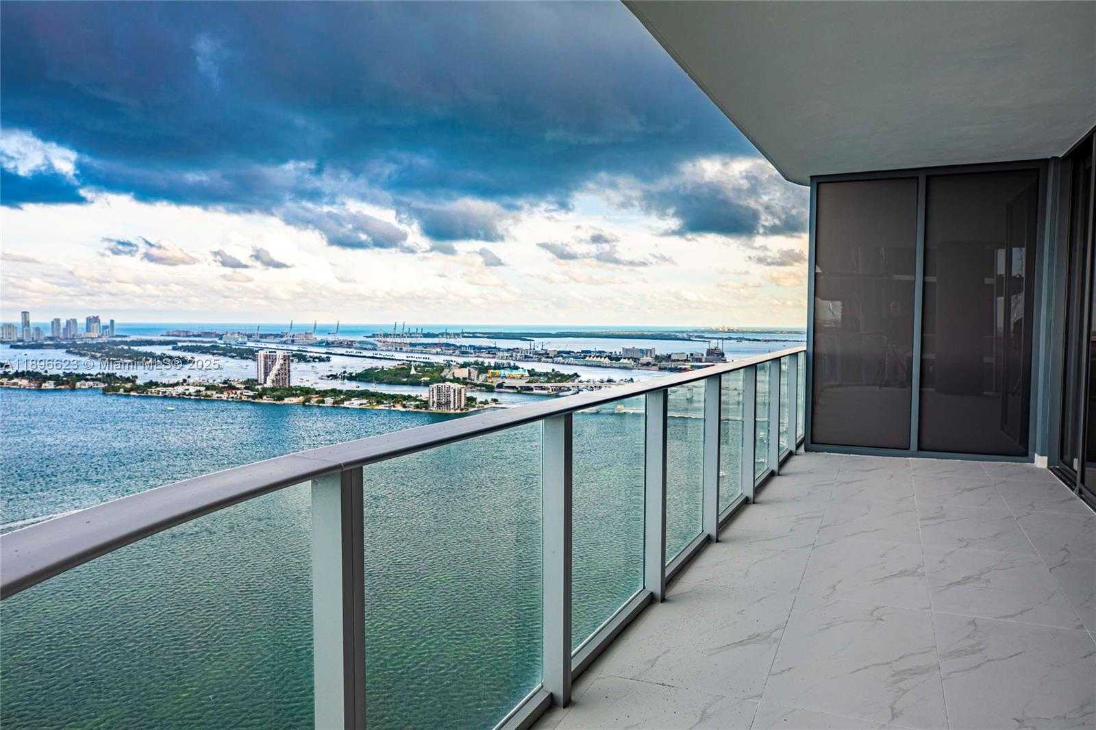 Small Image of 700 NORTH EAST 24TH ST #4401, Miami Number 31