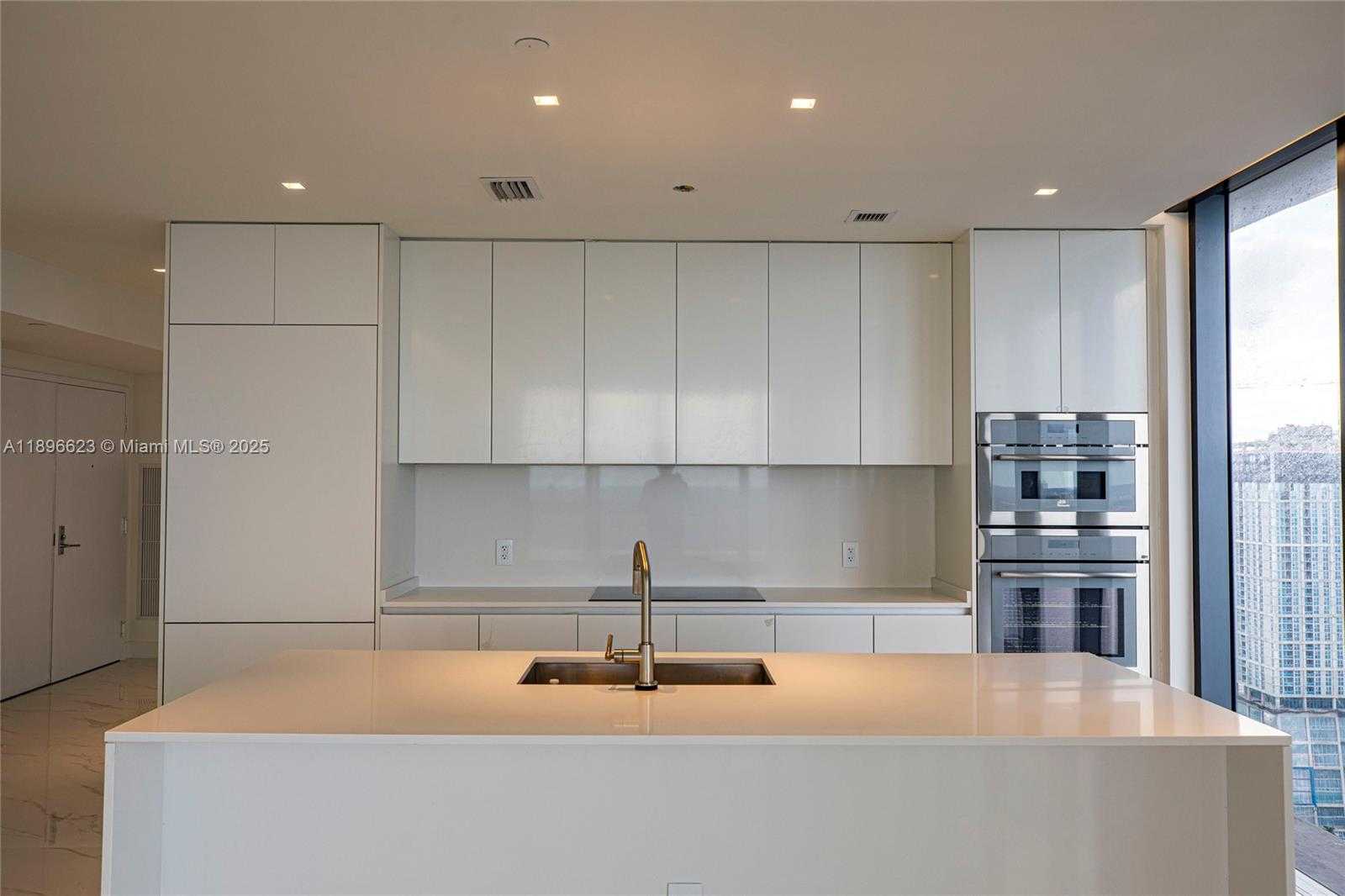 Small Image of 700 NORTH EAST 24TH ST #4401, Miami Number 5