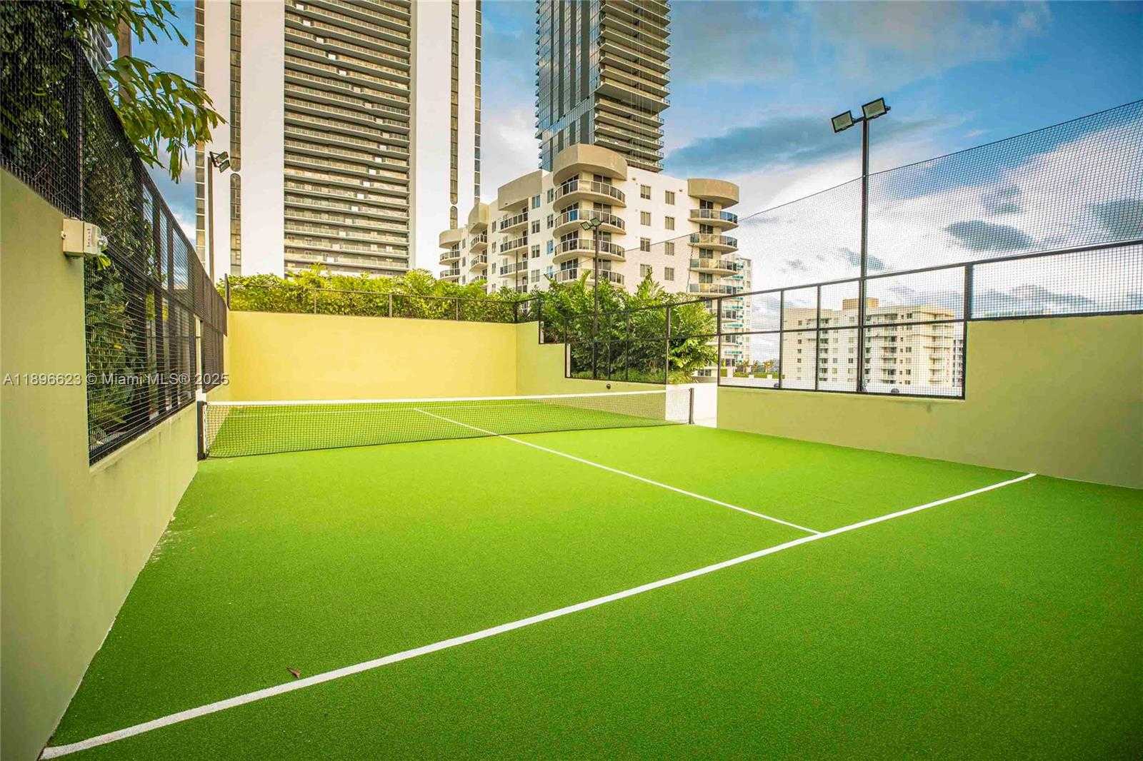 Small Image of 700 NORTH EAST 24TH ST #4401, Miami Number 76