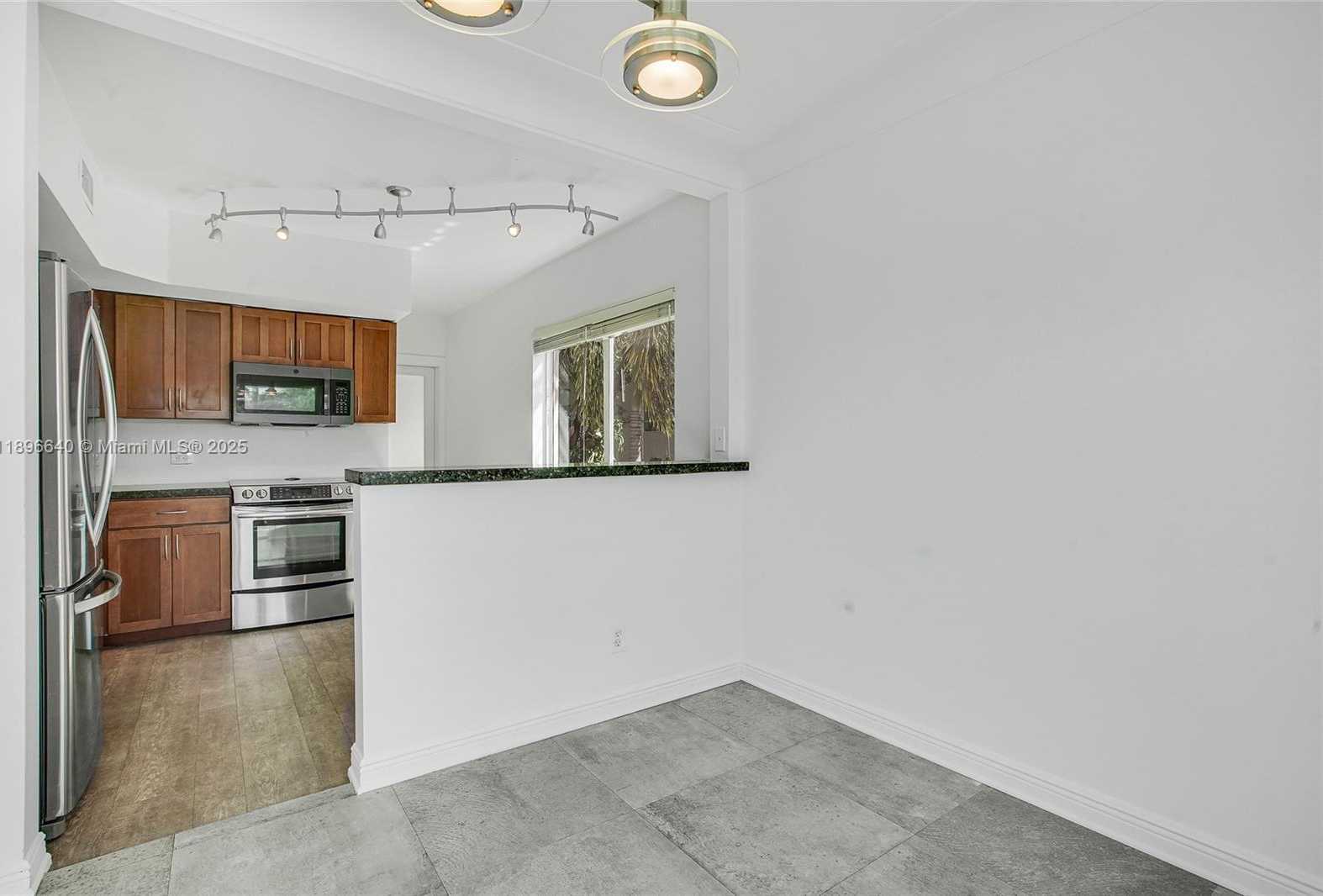 Small Image of 10110 WEST BAY HARBOR DR #4, Bay Harbor Islands Number 11