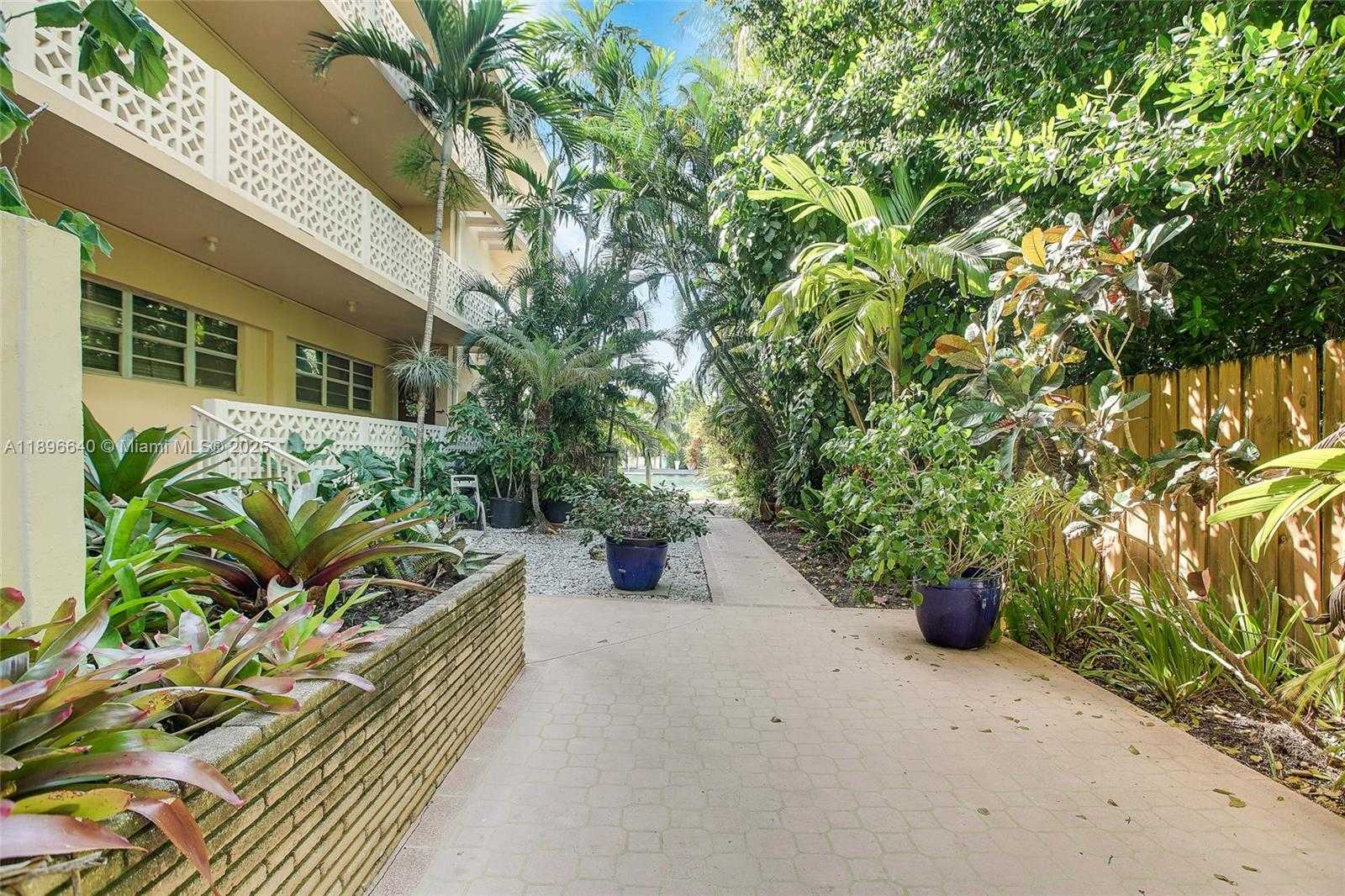 Small Image of 10110 WEST BAY HARBOR DR #4, Bay Harbor Islands Number 23