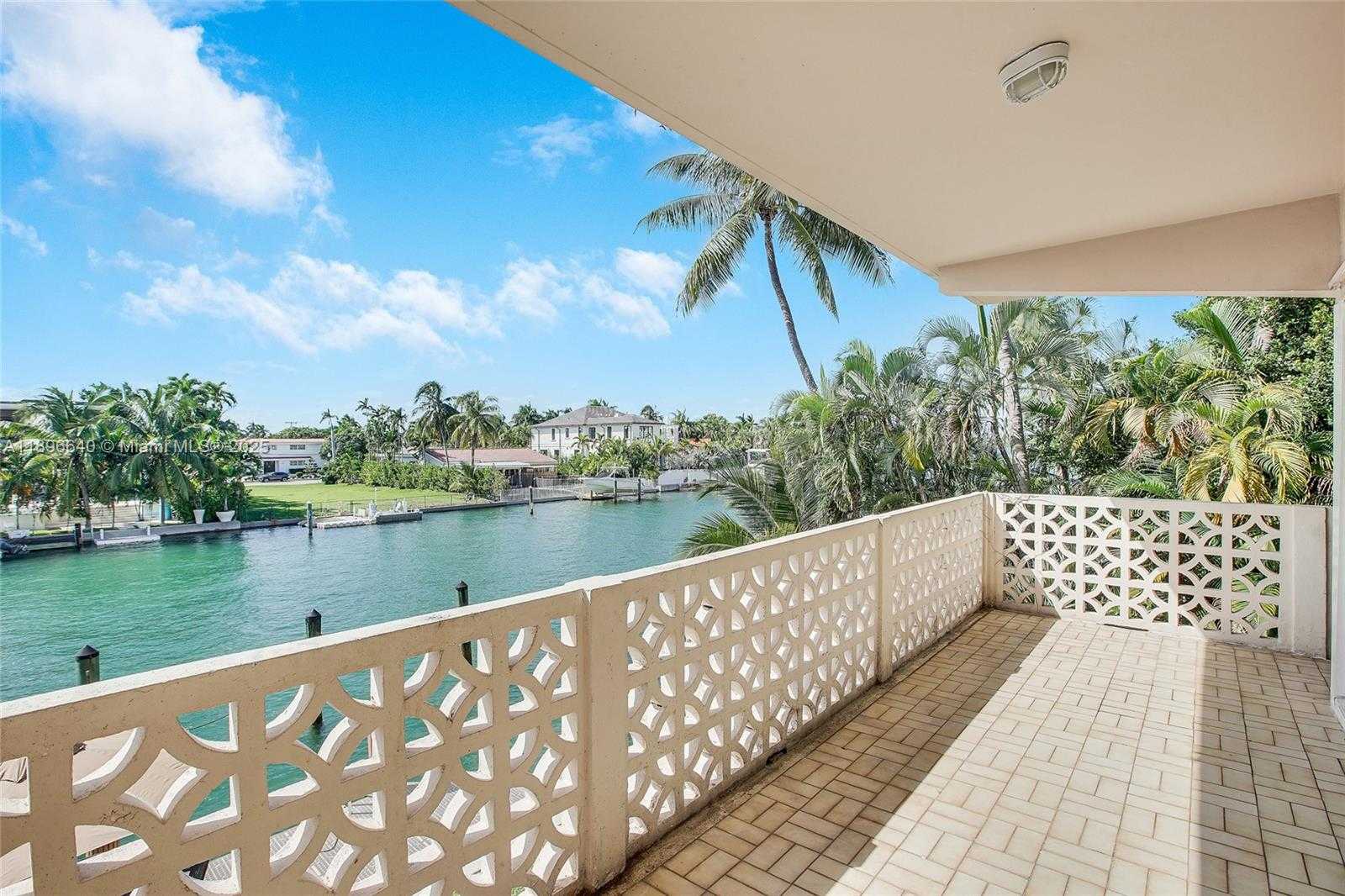 Small Image of 10110 WEST BAY HARBOR DR #4, Bay Harbor Islands Number 3