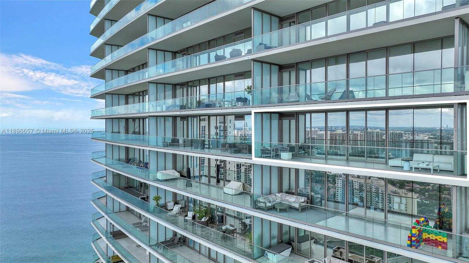 Small Image of 18975 COLLINS AVE #3503, Sunny Isles Beach Number 8