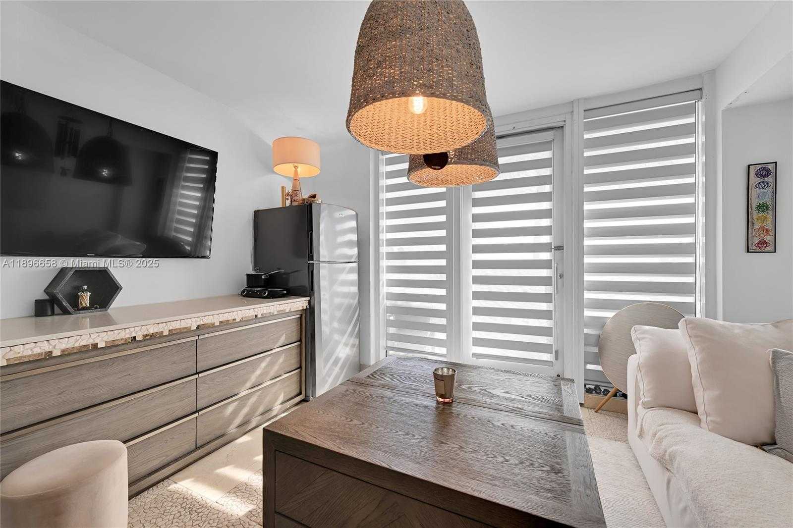 Small Image of 1800 OCEAN DR #207, Hallandale Beach Number 2