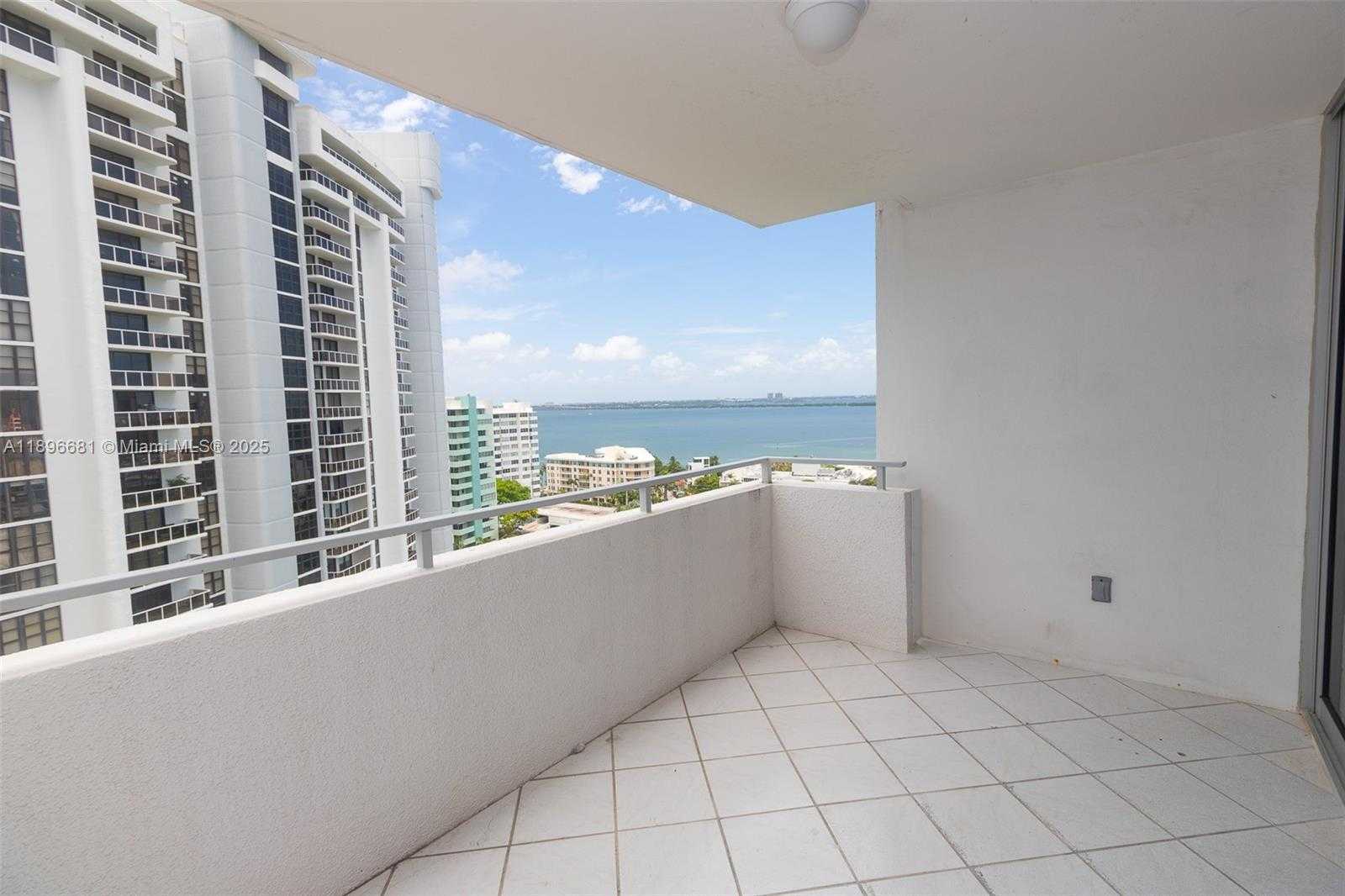 Small Image of 11 ISLAND AVE #1709, Miami Beach Number 24