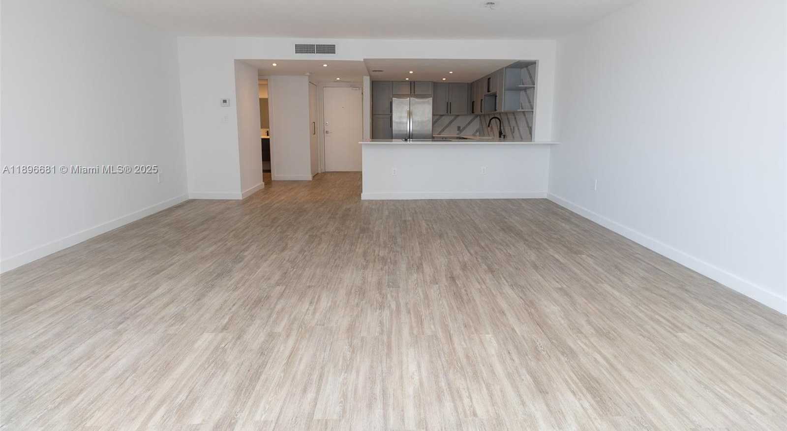 Small Image of 11 ISLAND AVE #1709, Miami Beach Number 6