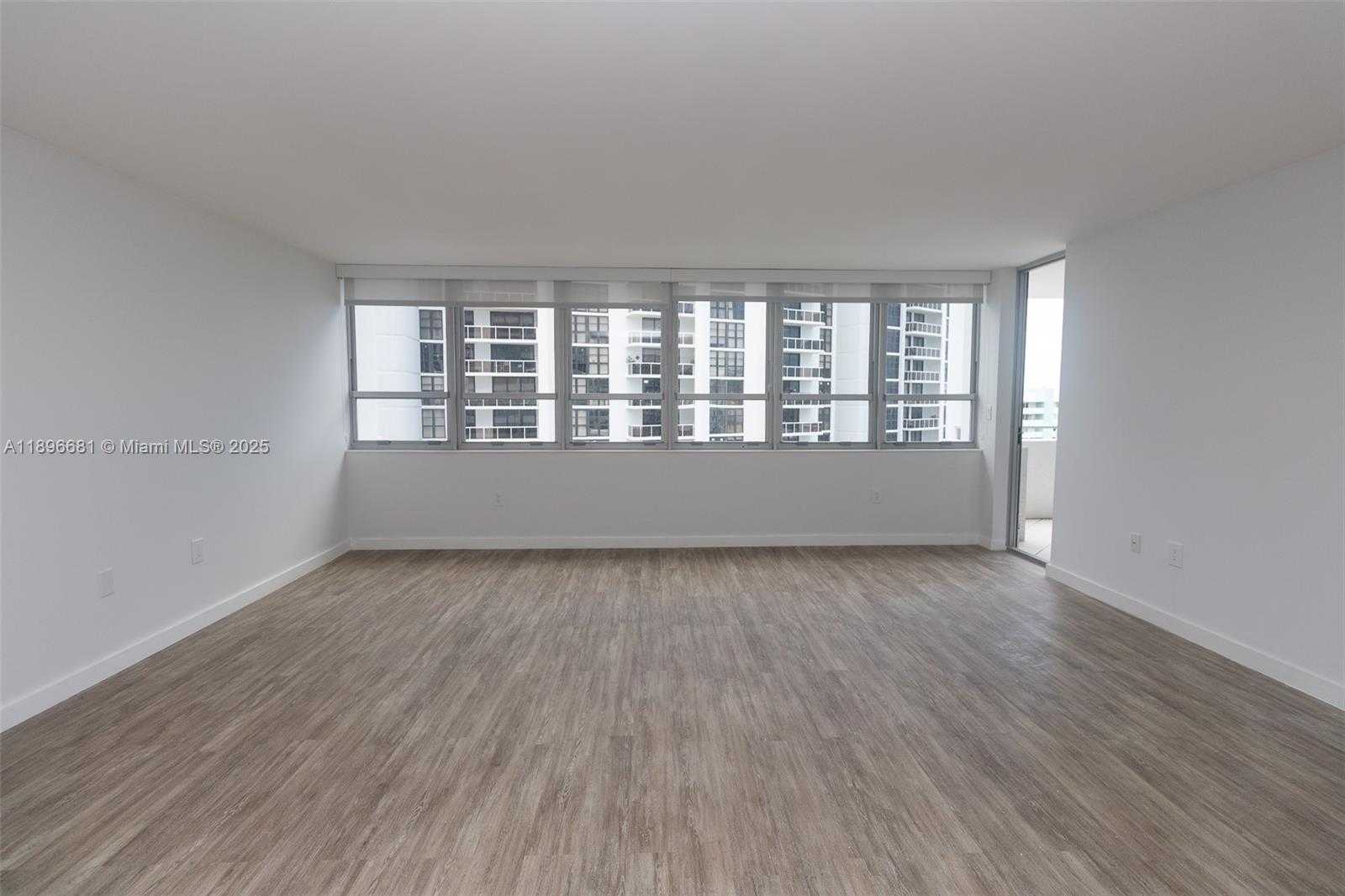 Small Image of 11 ISLAND AVE #1709, Miami Beach Number 9