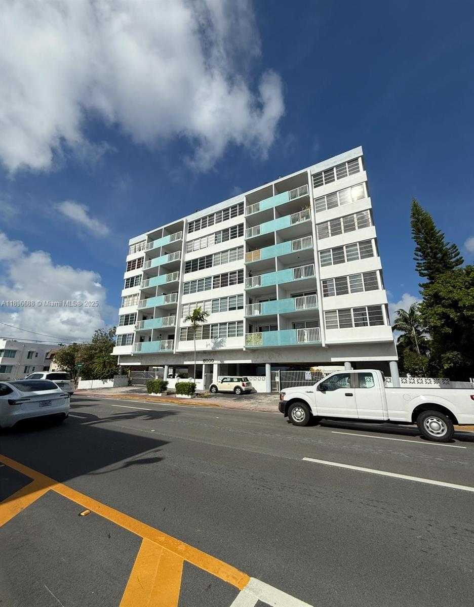 Small Image of 8000 HARDING AVE #5F, Miami Beach Number 4