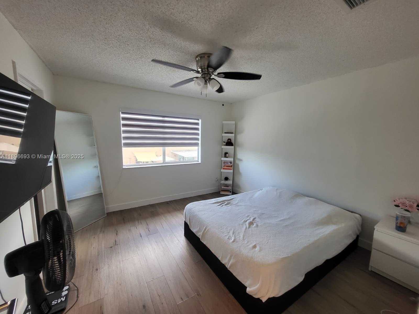 Small Image of 13906 SOUTH WEST 173RD TER #13906, Miami Number 14