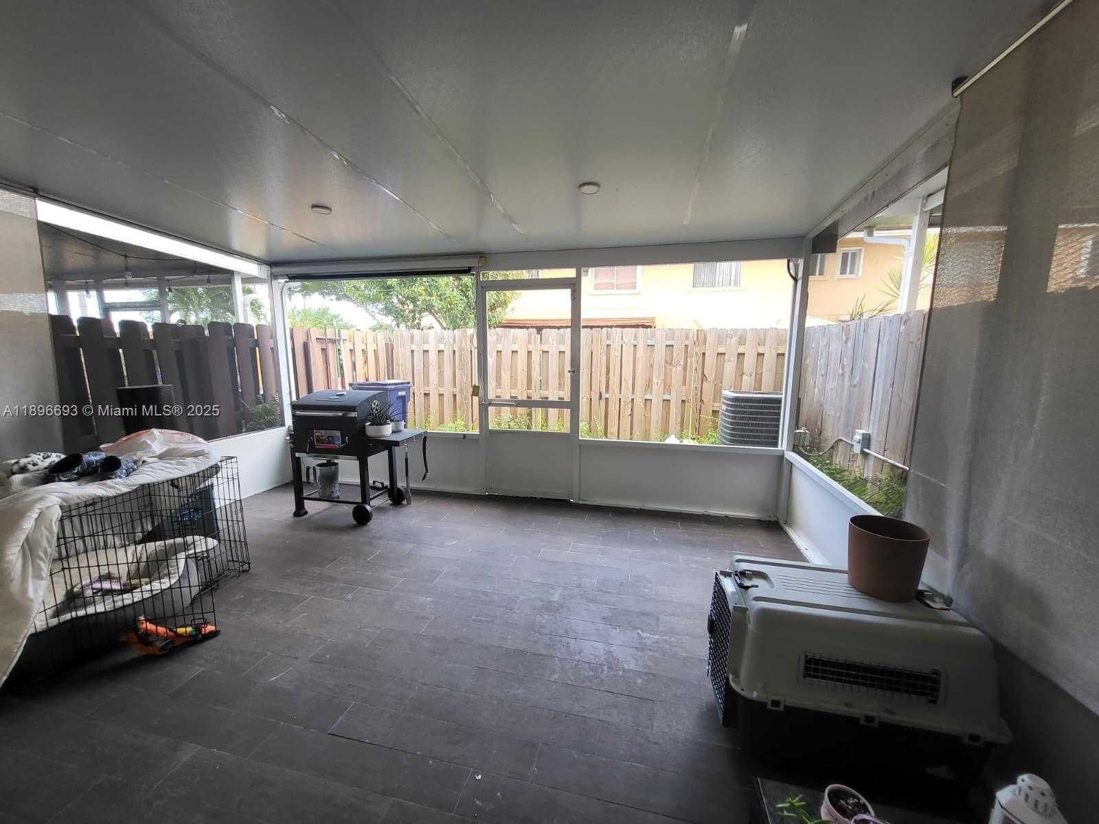 Small Image of 13906 SOUTH WEST 173RD TER #13906, Miami Number 24