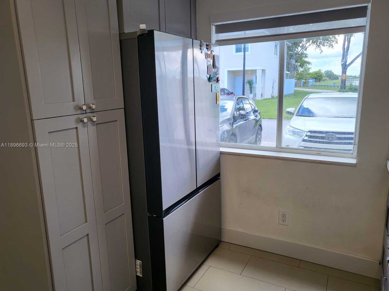Small Image of 13906 SOUTH WEST 173RD TER #13906, Miami Number 3